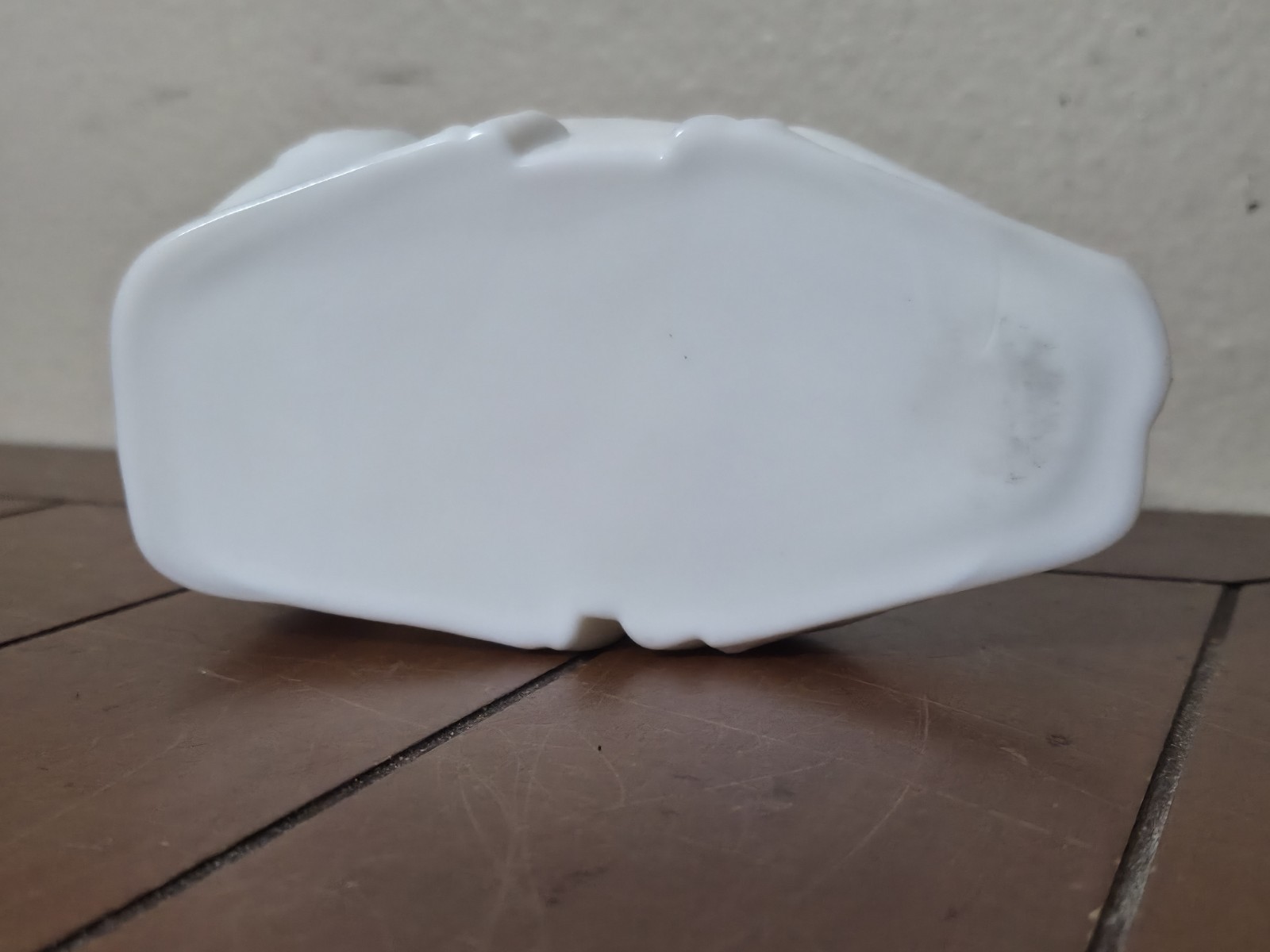 Vintage Milk Glass Covered Animal Dish with Lid 6″ Pressed Glass CAMEL Box & Lid
