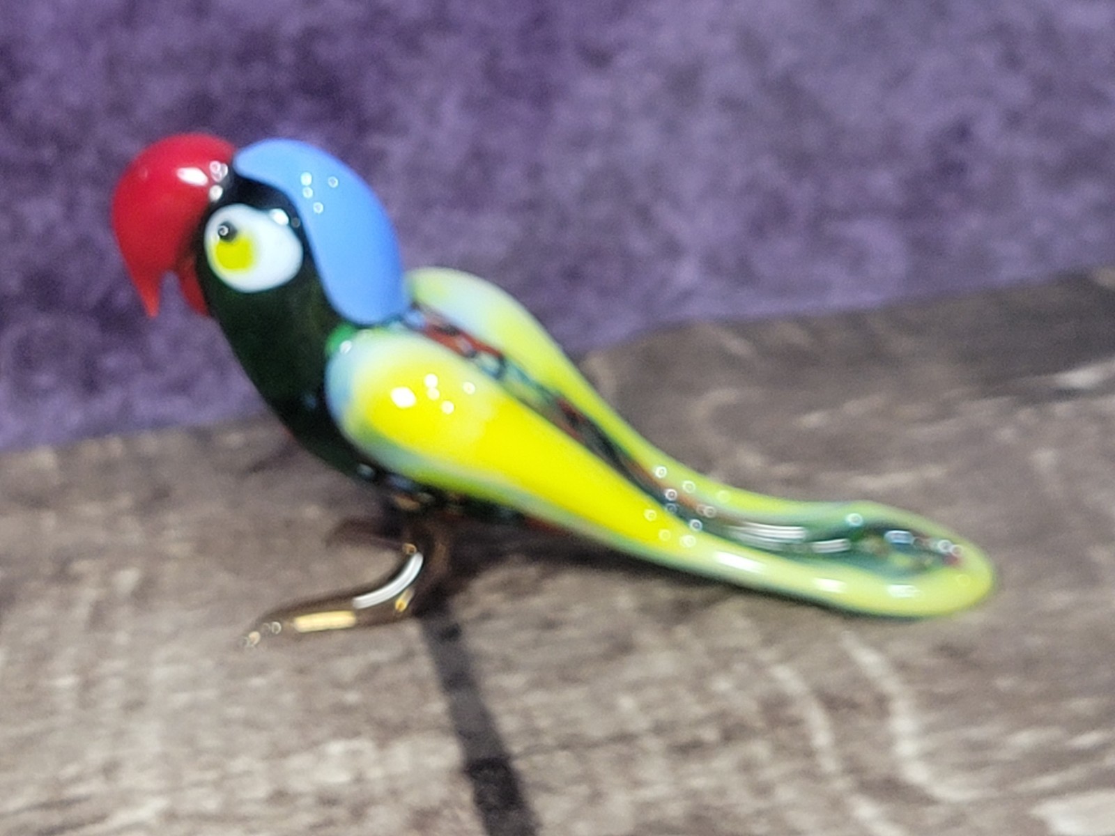 Fine Quality Russian Hand Blown Lampwork Glass Parrott Figurine