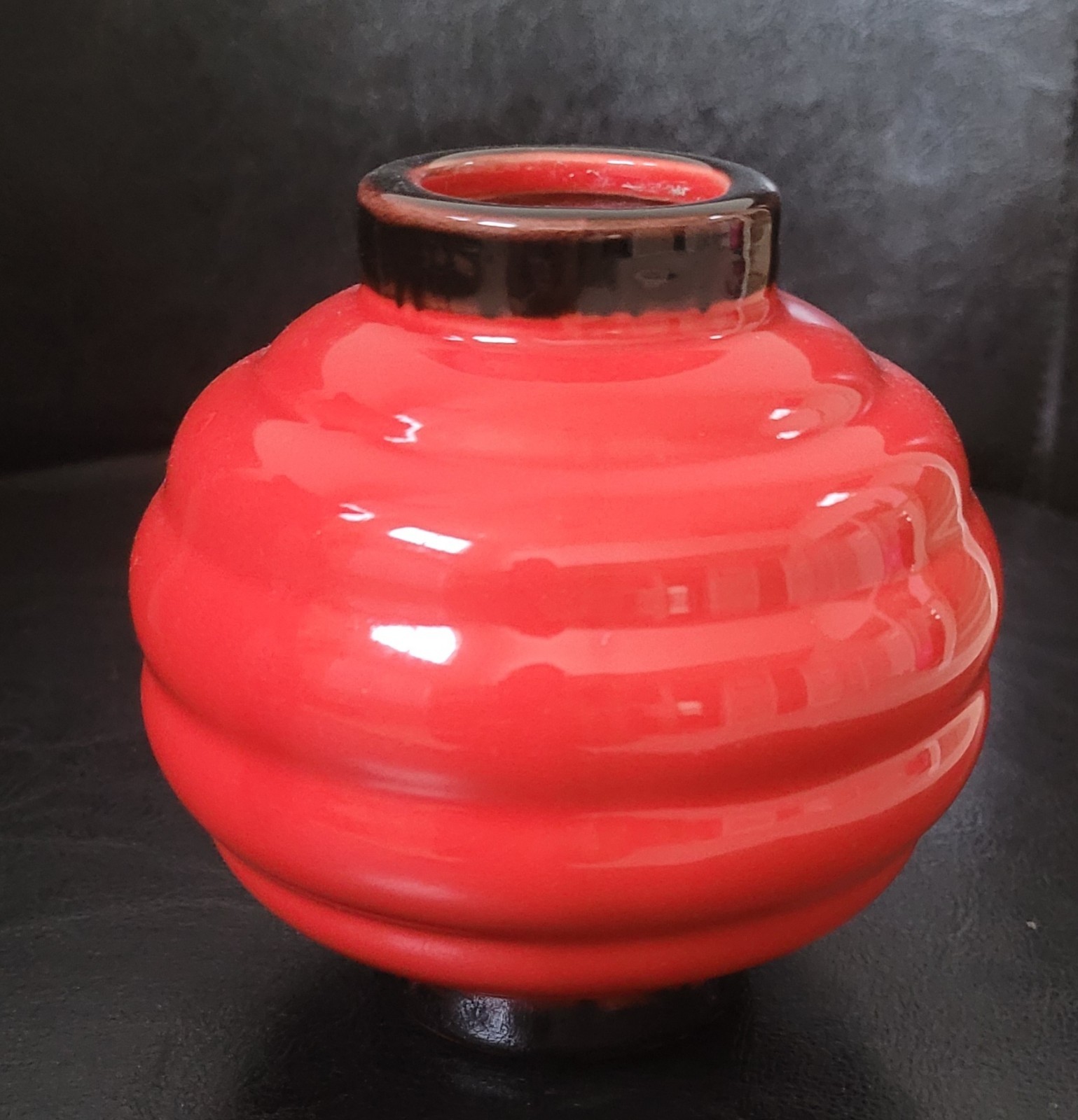 Scarlet Red Ceramic Vase Art Deco Design 4 inches tall