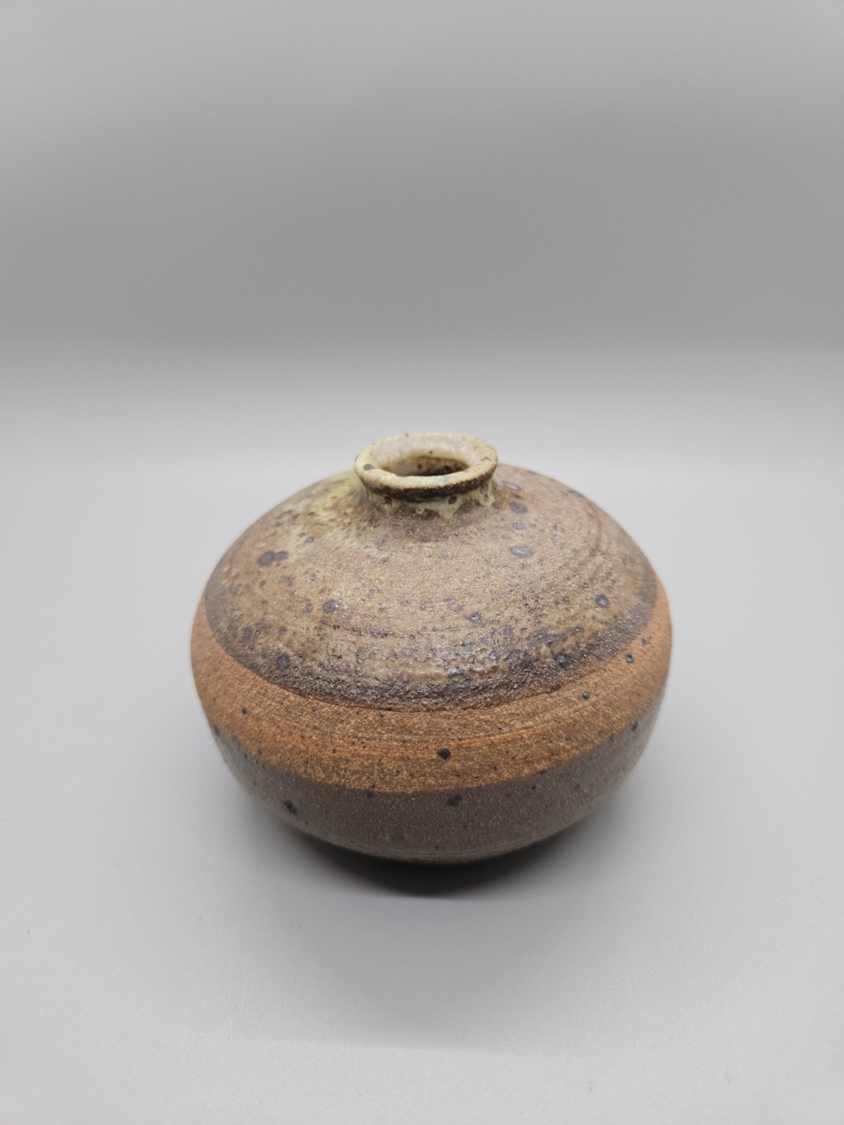 Peter B Jones Studio Pottery Small Weed Pot Vase Signed Native American Onondaga