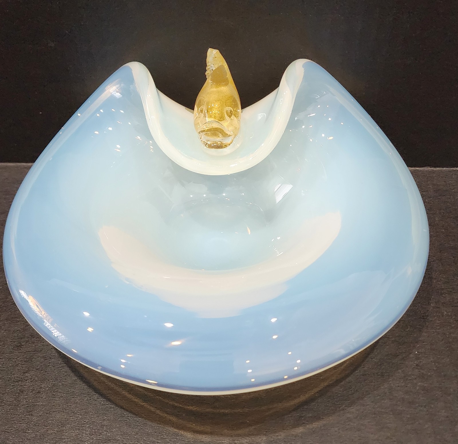 Mid 20th Century Murano Attributed Opalescent Glass Bowl Perchin Gold Fleck Fish