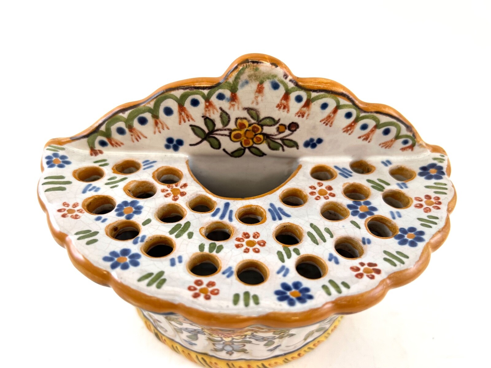 Desvres Earthenware Applique Bouquet Box – Floral Decor & Lion Handles – 19th…