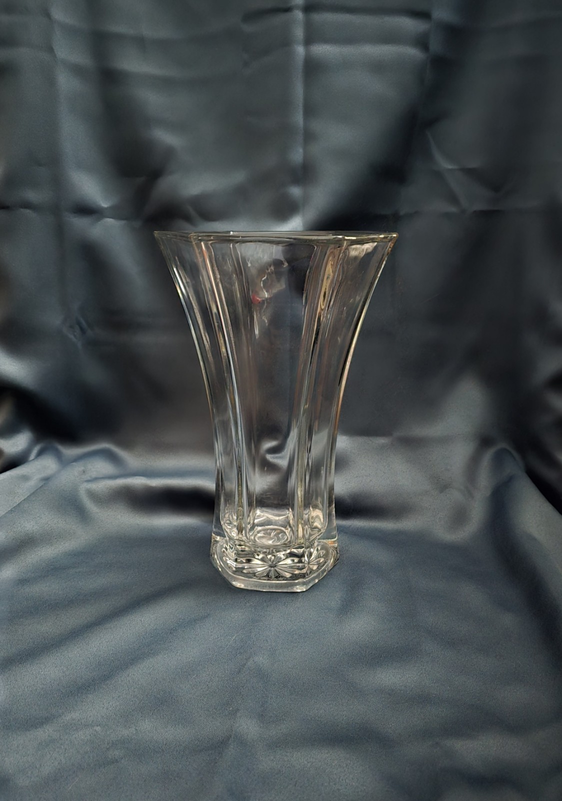 1970s Hoosier Glass Clear Hexagonal Vase