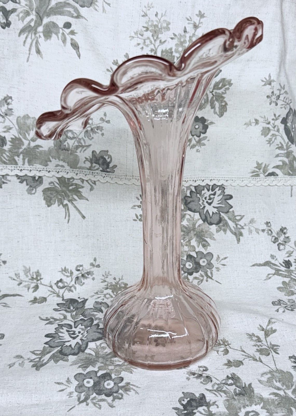 Vintage Leonardo Handarbeit Pink Jack In The Pulpit Large Scalloped Edge Vase