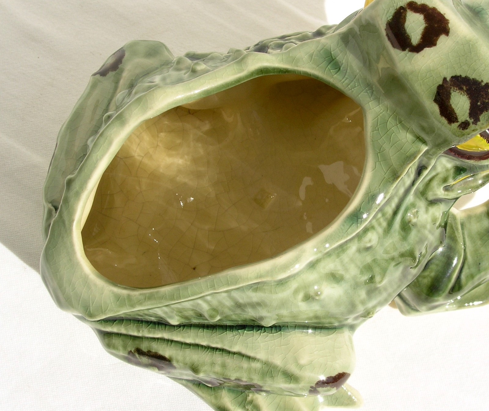 Vintage McCoy 8″ Green Frog Lily Pad Planter