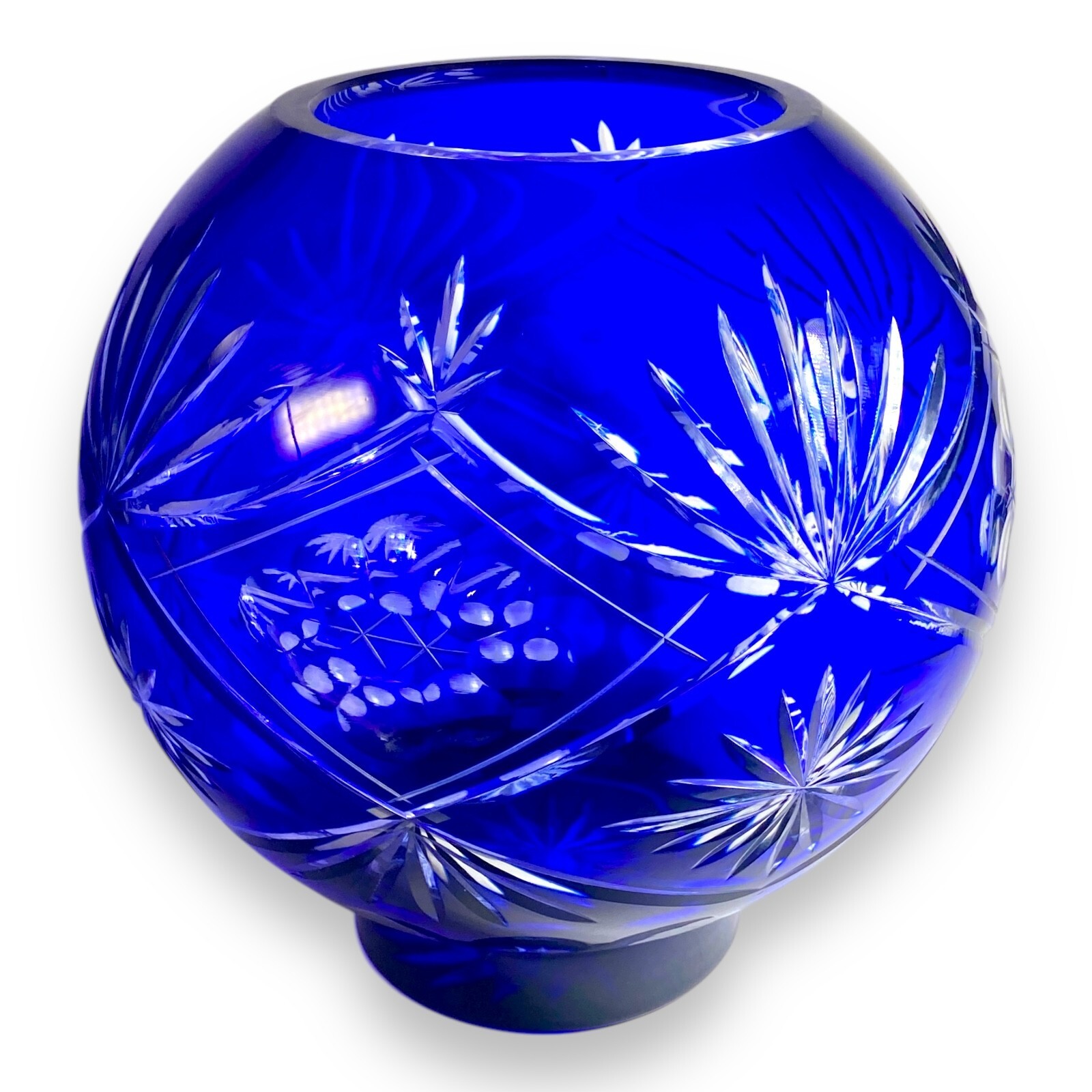 Vintage Bohemian Cobalt Cut-to-Clear Crystal Vase – 9.5″ Wheel Cut Design XL