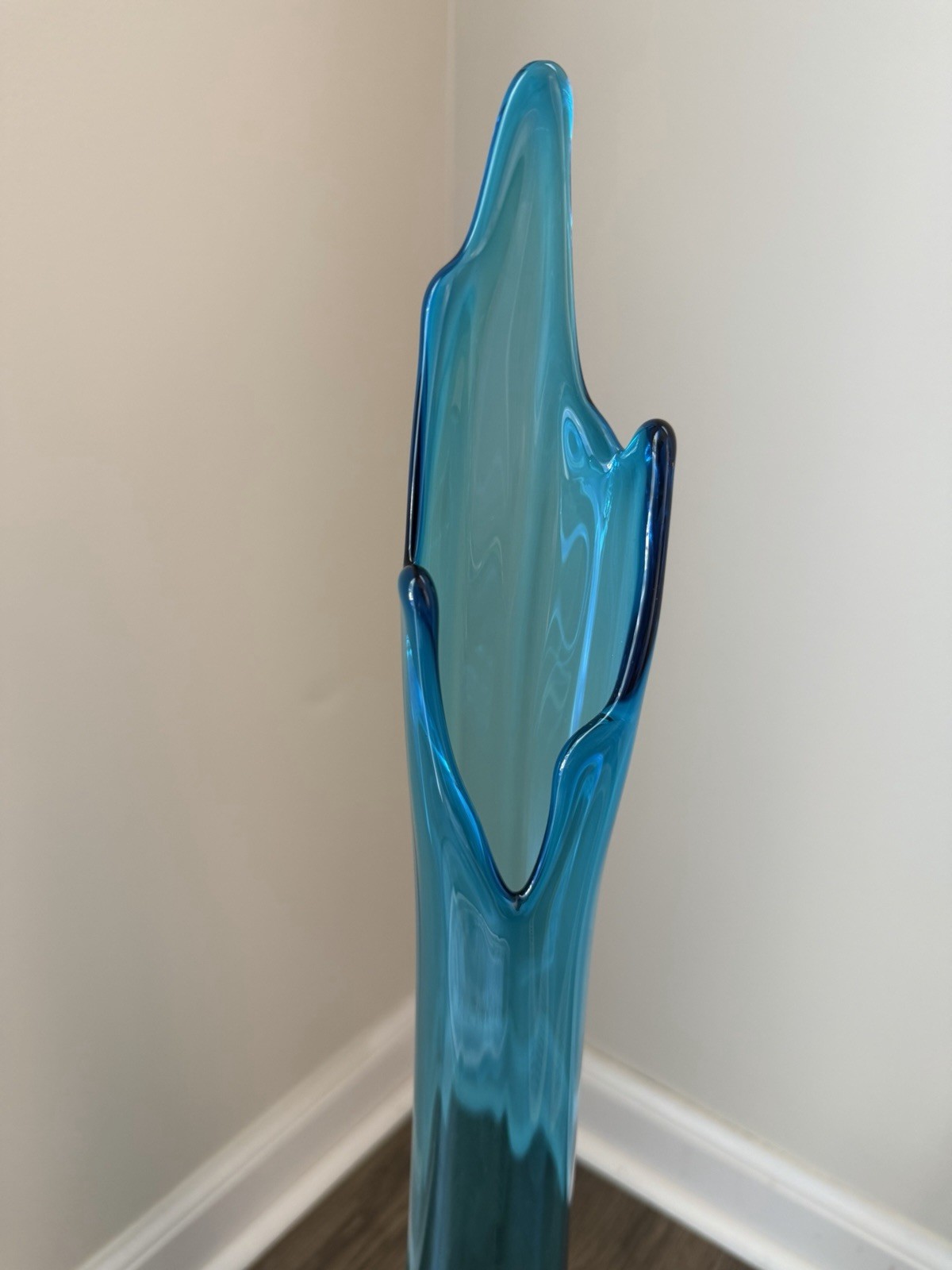RARE Viking Epic Bluenique Swung Vase Tall 3-Toe Pedestal MCM Art Glass 24.75 In