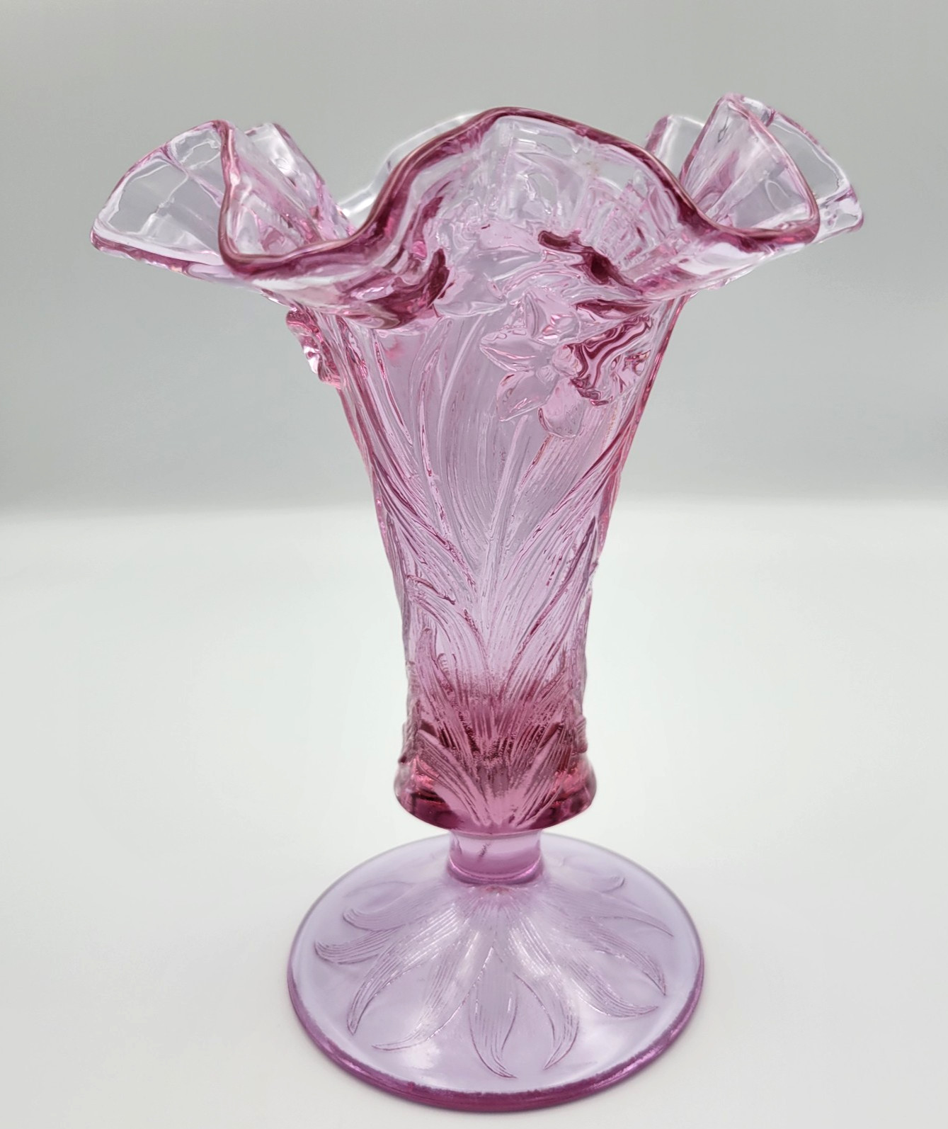 Fenton Empress Rose Pink Art Glass Vase Daffodil Embossed Ruffle Top Footed 7″