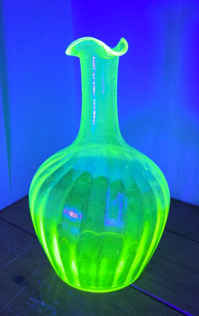 Vintage Uranium Glass Vaseline Optic Ribbed Decanter Vase Ruffled Rim UV Glow