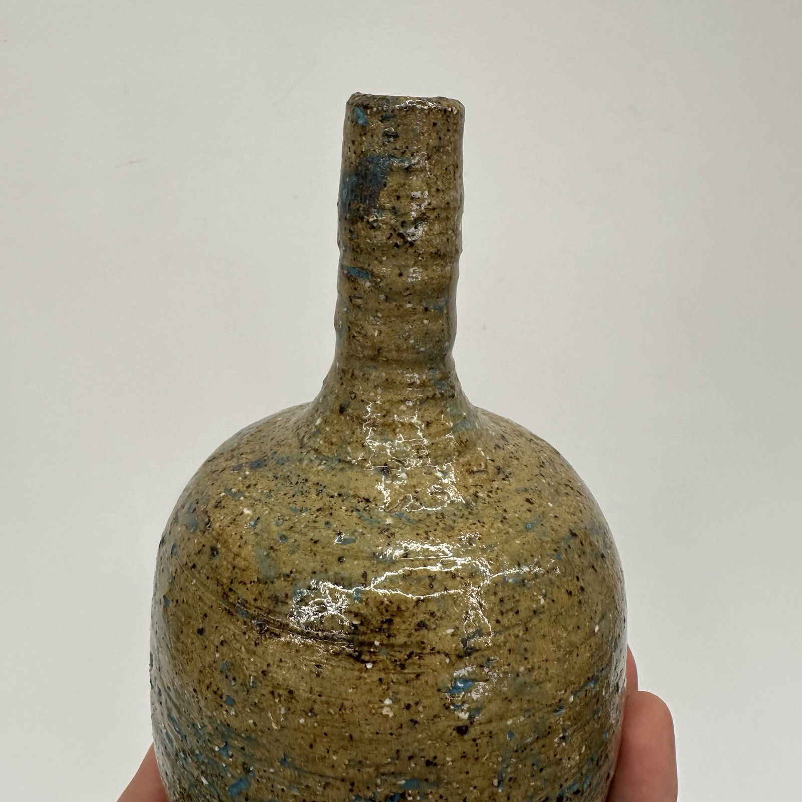 Studio Pottery Textured Bottle Vase Rustic Primitive Style SIGNED 6.5” Blue Spec