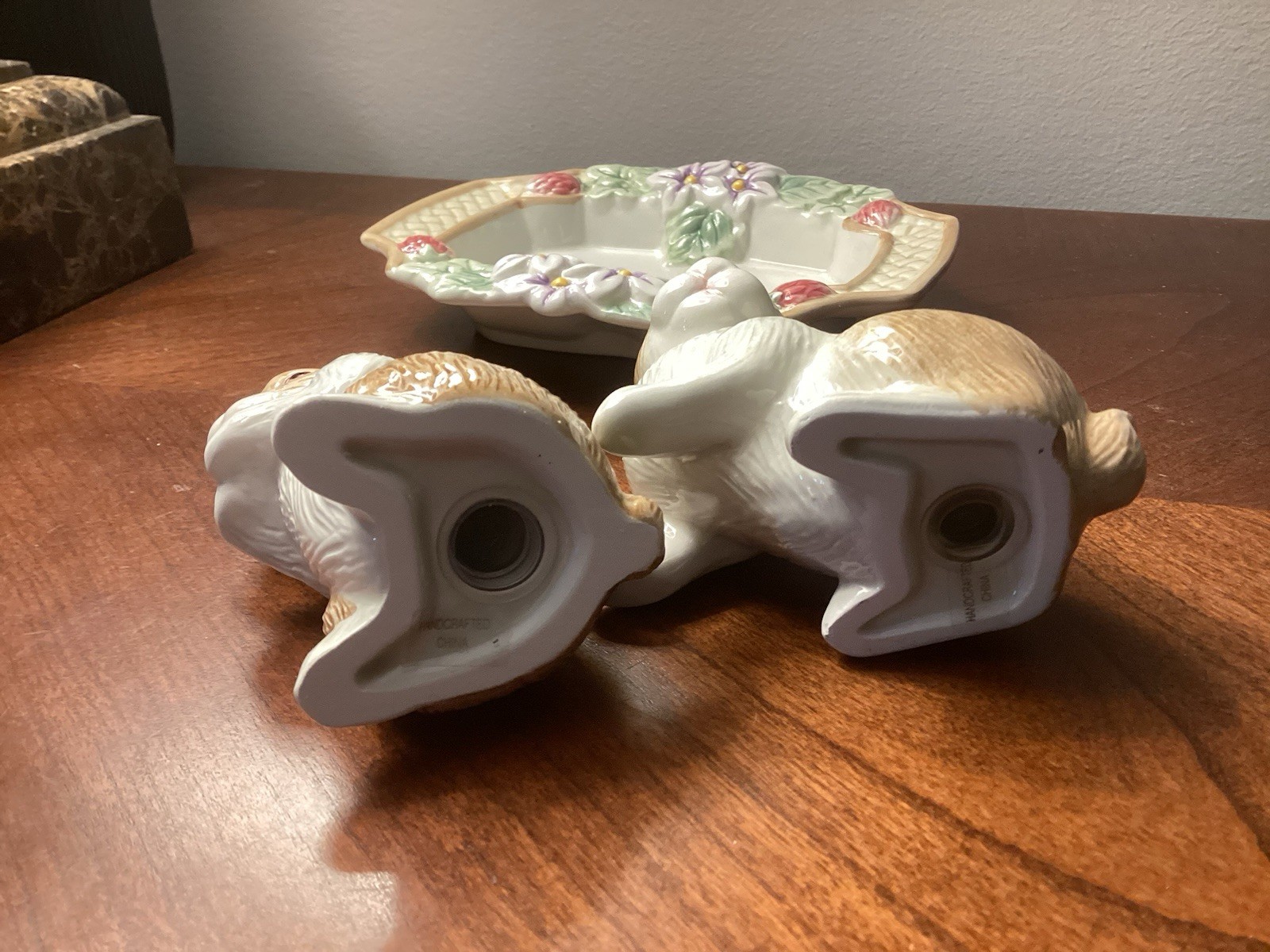 Fitz and Floyd – Botanical Bunny Salt and Pepper Set 2058/300 BlackBerry Basket