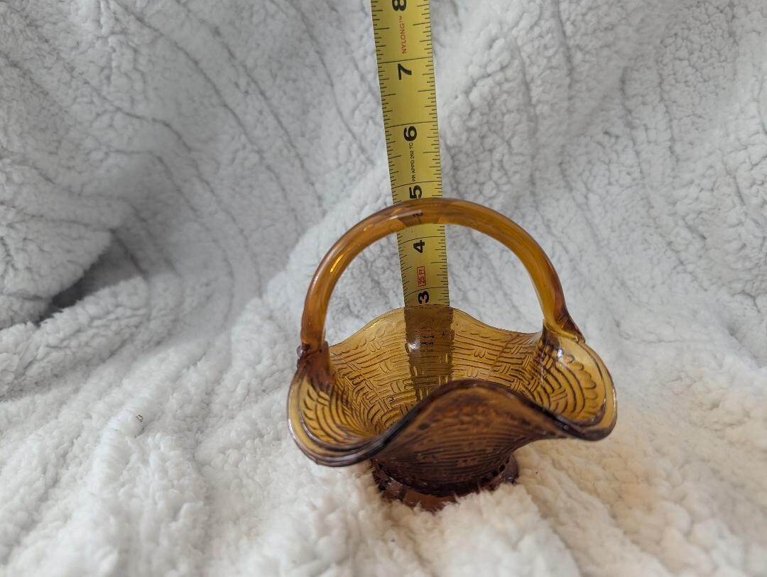 Amber Glass Basket Candy Dish With Ruffled Edge 5x5x5