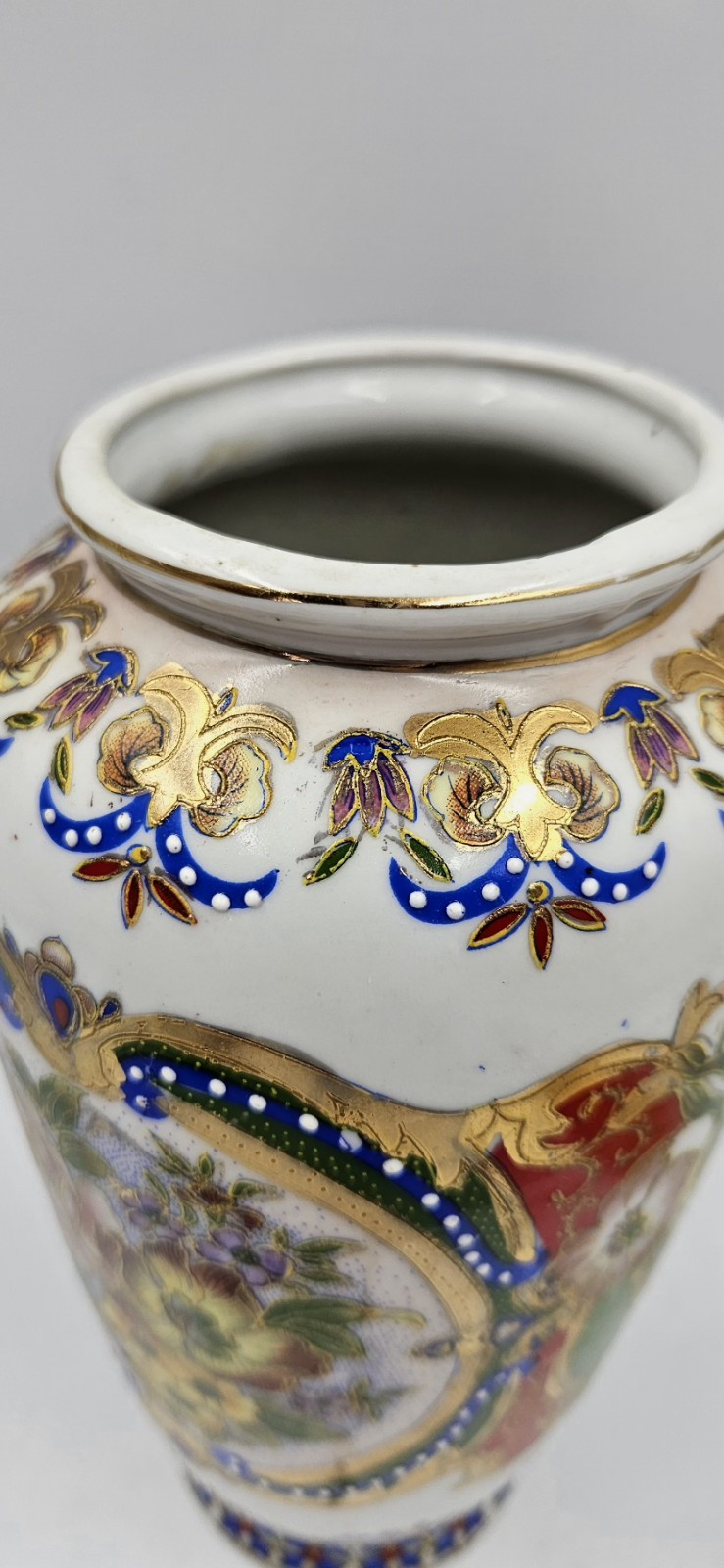 Vintage Chinese Famille Rose Hand Painted Porcelain Raised Relief Vases 8.5″