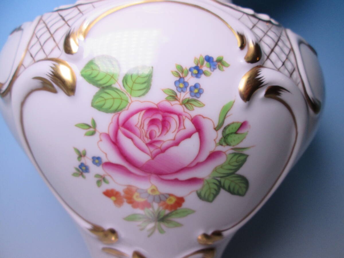 HEREND Rare Herend Victoria Bouquet Rose Decorative Variation 27cm Flower Vase