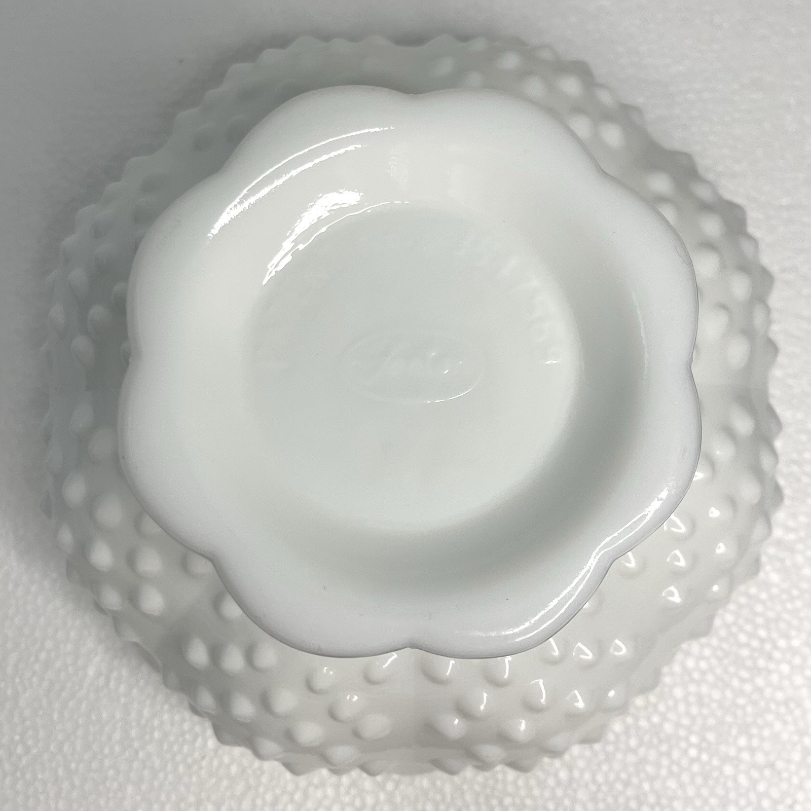 VTG Authentic Fenton Handmade Milk Glass Hobnail Candle Holder Original Sticker