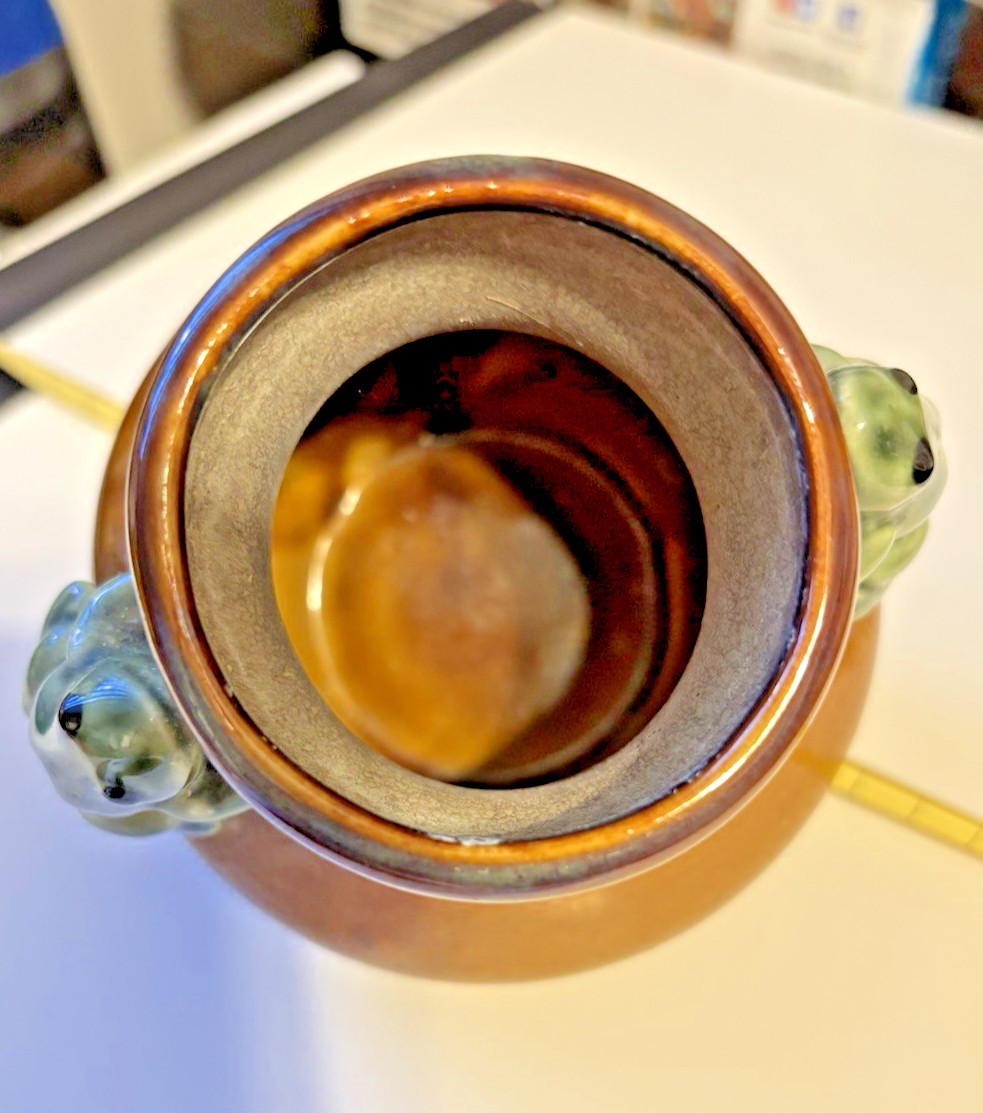 Vintage Majolica – Style ceramic Green Frogs Brown Vase or Planter