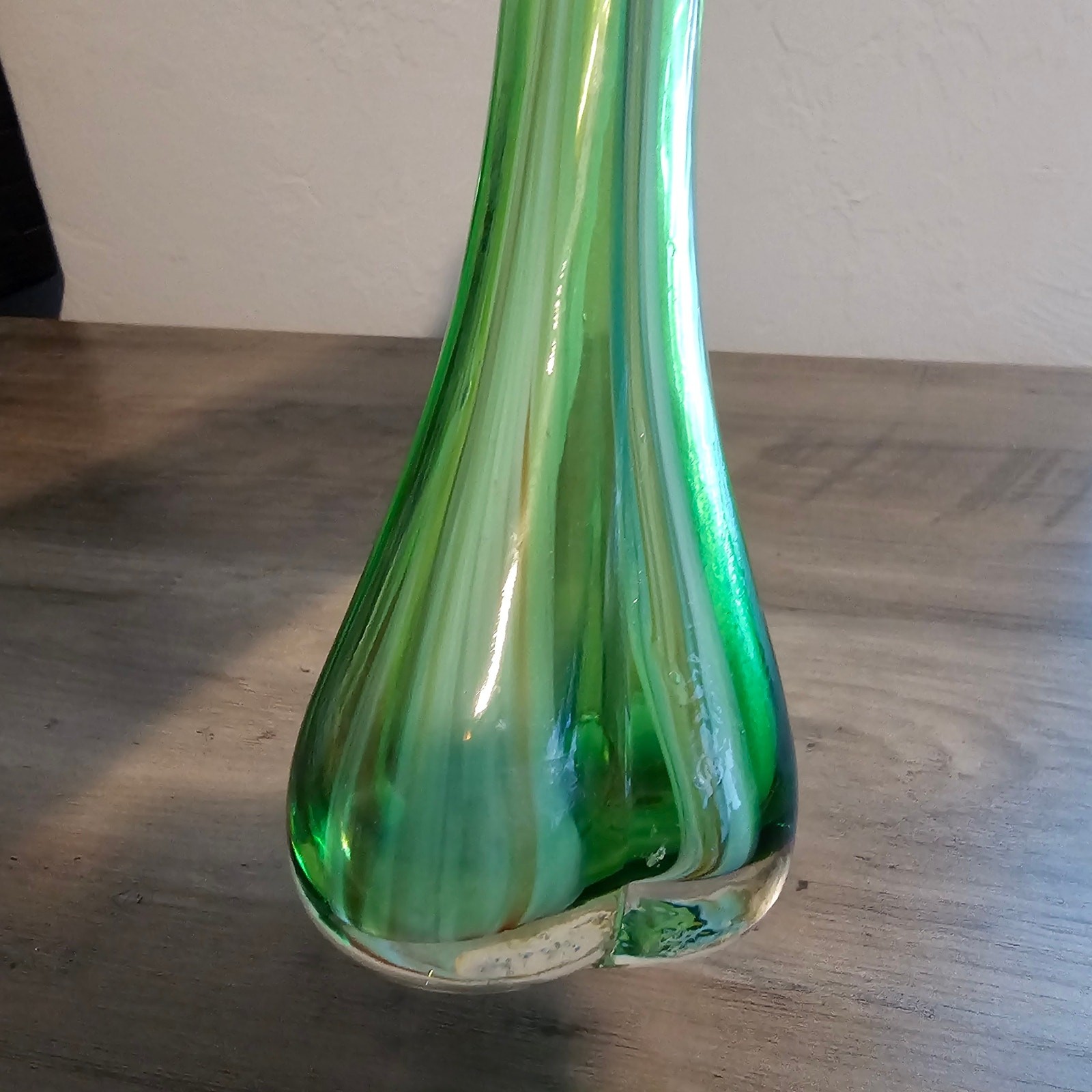 Vintage MCM Hand Blown Glass Stretch Bud Vase 10.5″ Green Art Decor 1960s Mod