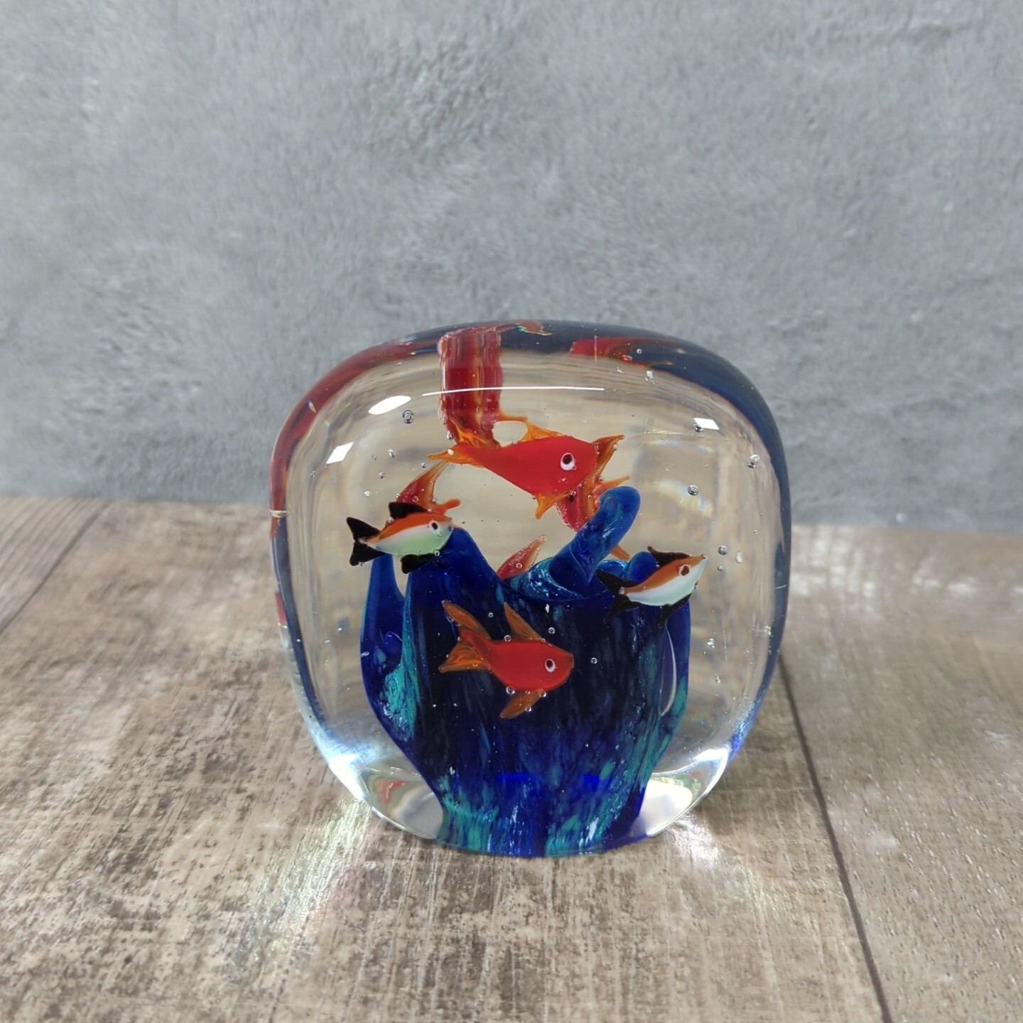 Vintage Fish Aquarium Blown Glass Art Paperweight Handcrafted Marine Decor 4″