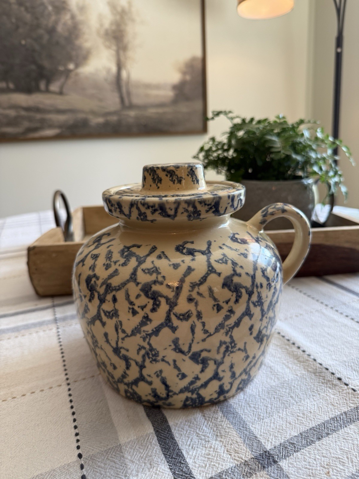 Vtg Farmhouse Blue White Ceramic Crock Handle Non-Removable Lid 7.5”x8” 4lbs