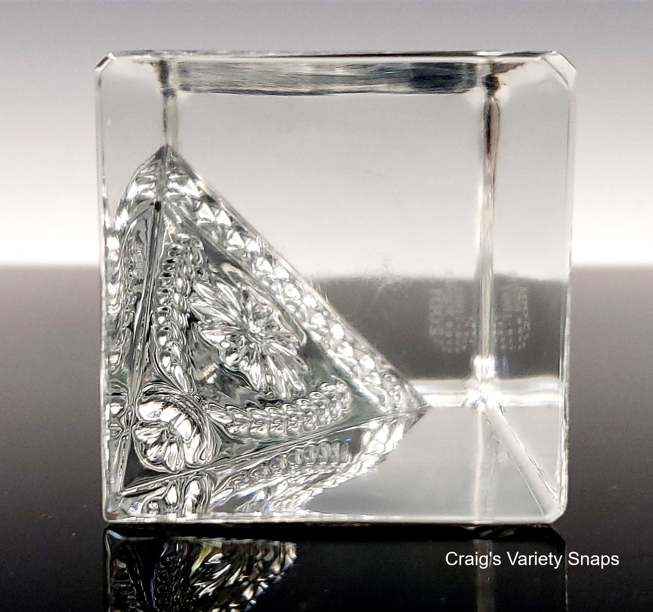 Waterford Crystal New York Times Square 2001 New Years Obelisk Paperweight