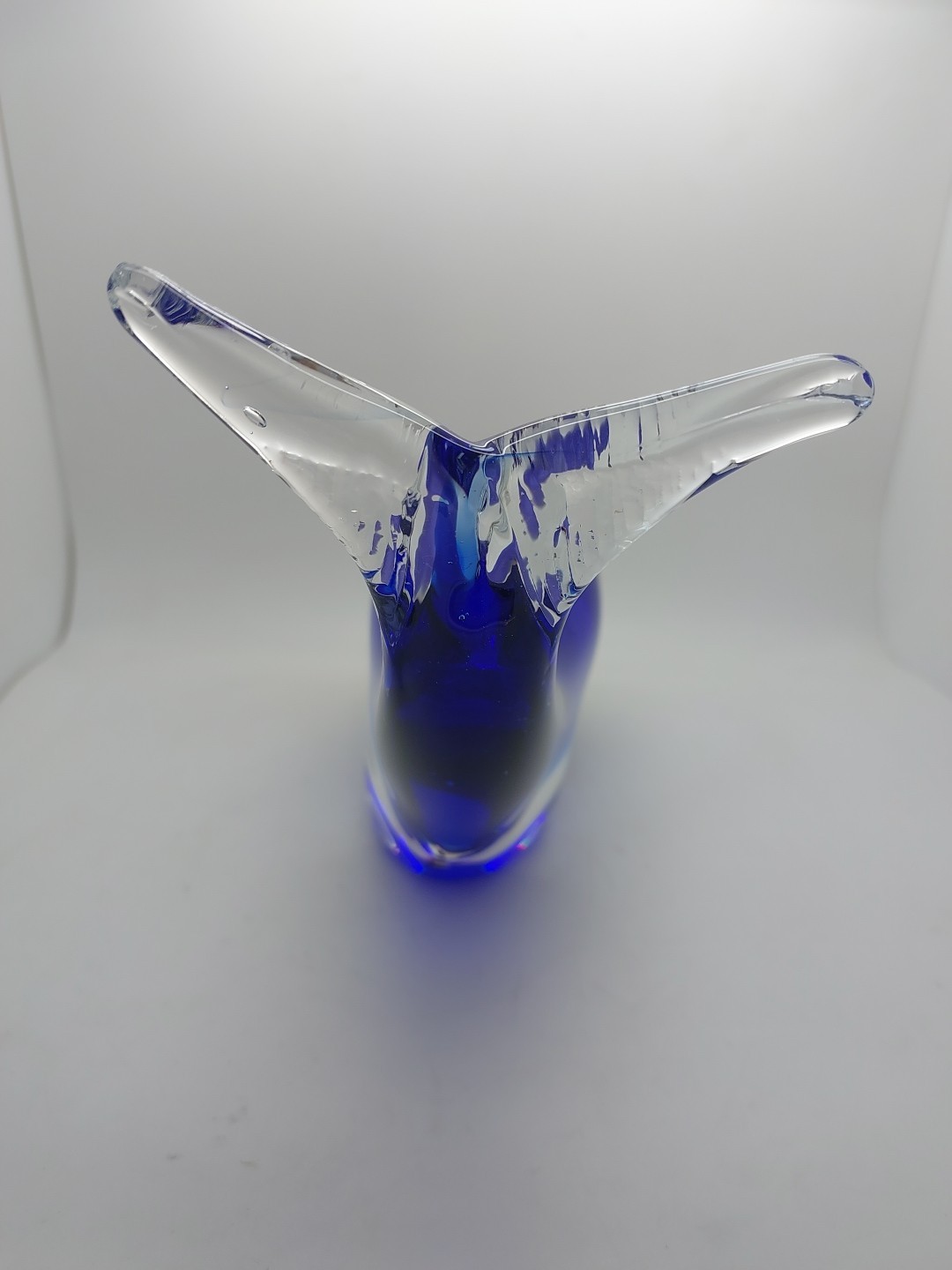 Vintage Fifth Avenue Crystal LTD. Cobalt Blue Art Glass Whale Sculpture