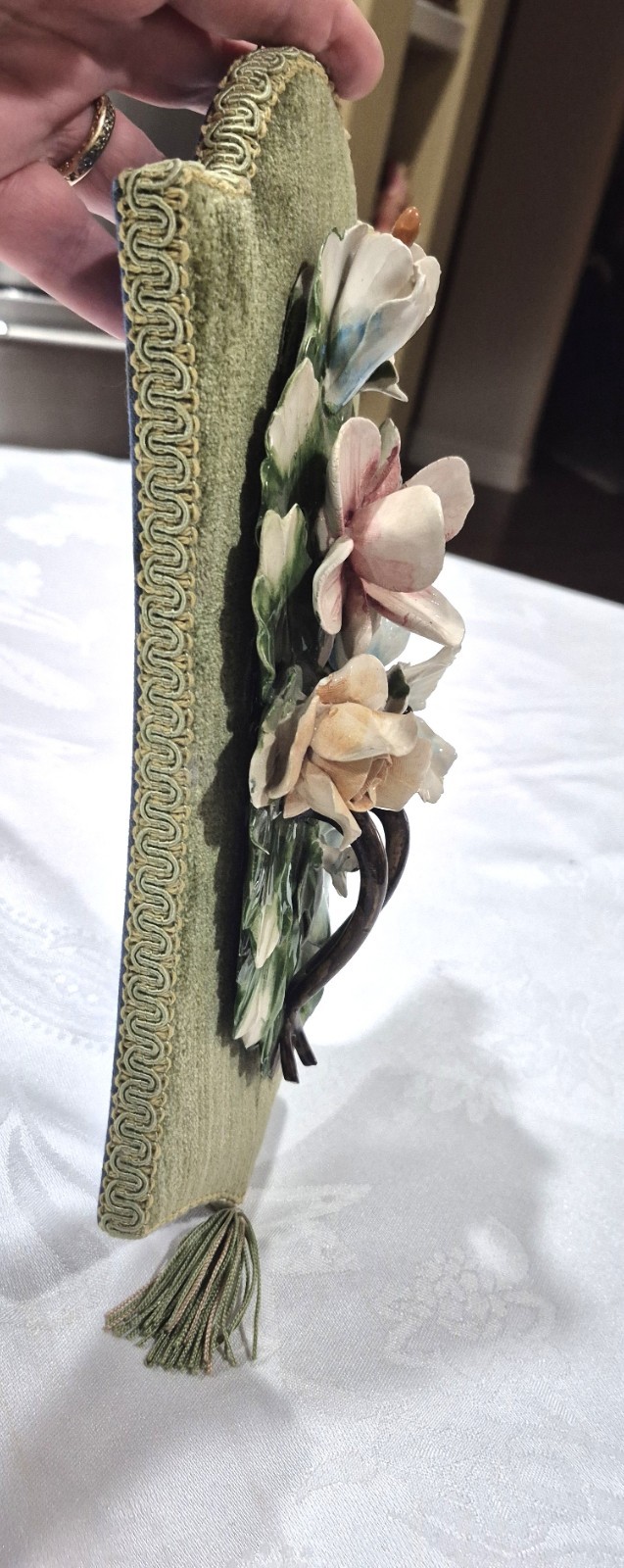 VTG 60s Italy Capodimonte Floral Wall Plaque Porcelain Flowers Green Velvet 13″H
