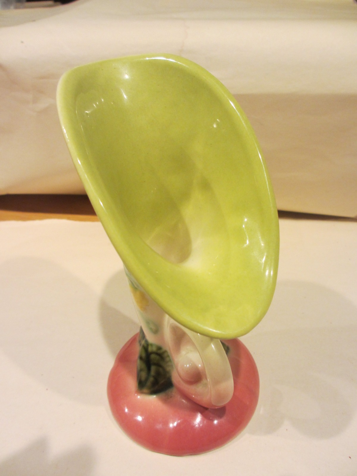 Hull Pottery W2 5 1/2″ Pink & YELLOW VERY RARE Woodland Cornucopia Vase