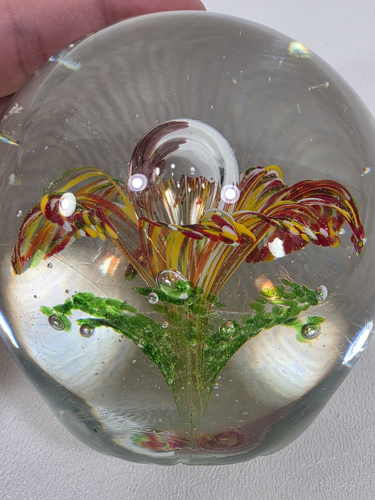 VTG Hand Blown Art Glass Controlled Bubble Paperweight Spring Flower Lily 3.25”