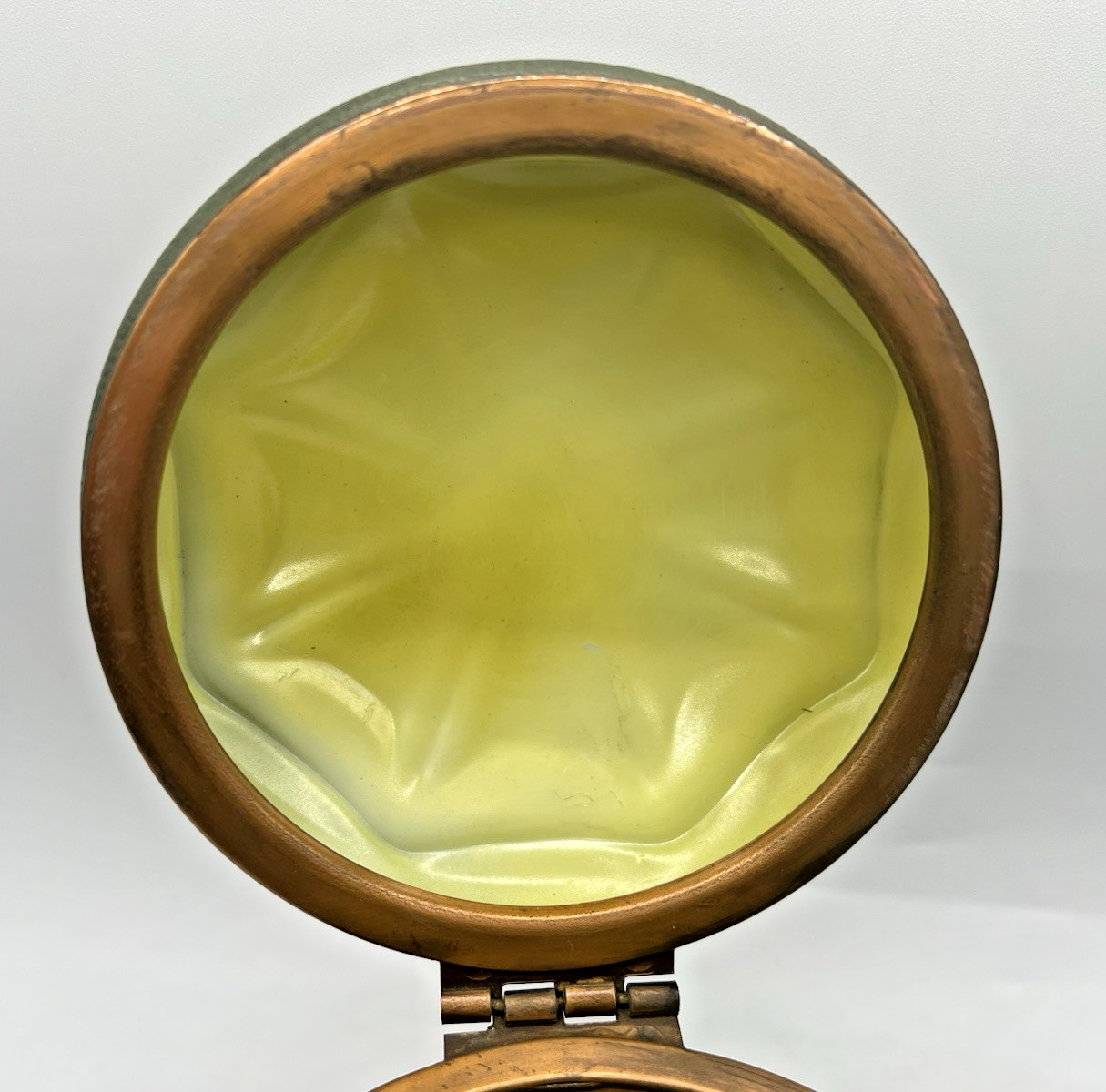 Vintage Handel Ware Glass-Merriden-Arts & Crafts Green Cigar Tabacco Humidor Jar