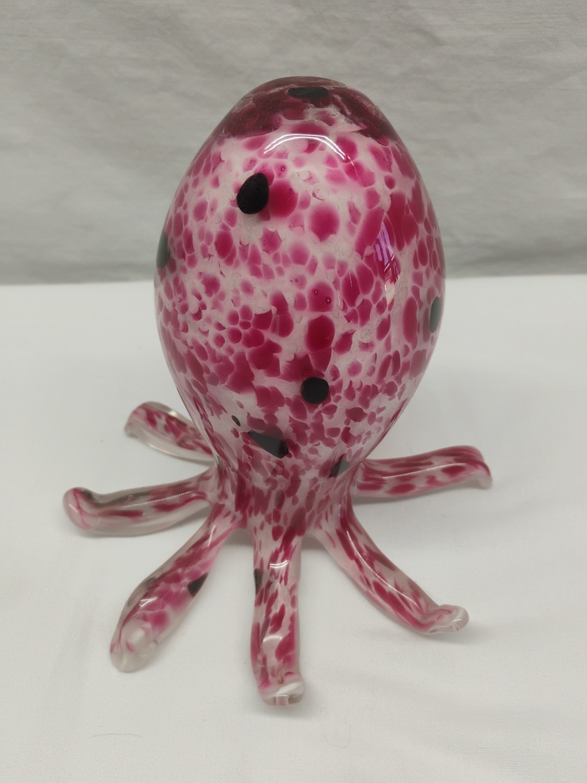 Glass Octopus Pink Speckled Paper Weight Decor Piece 6″ tall x 6.25″ wide