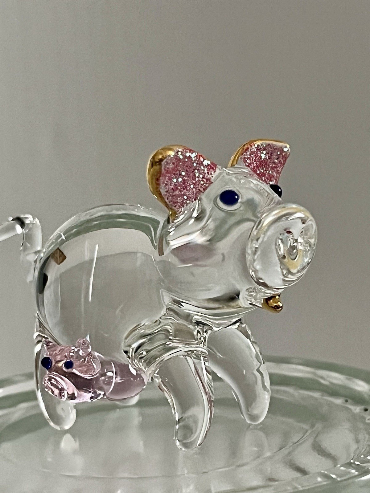 Vintage Solid Hand Blown Clear Glass Mother Pig & Pink Piglet Figurine 2”