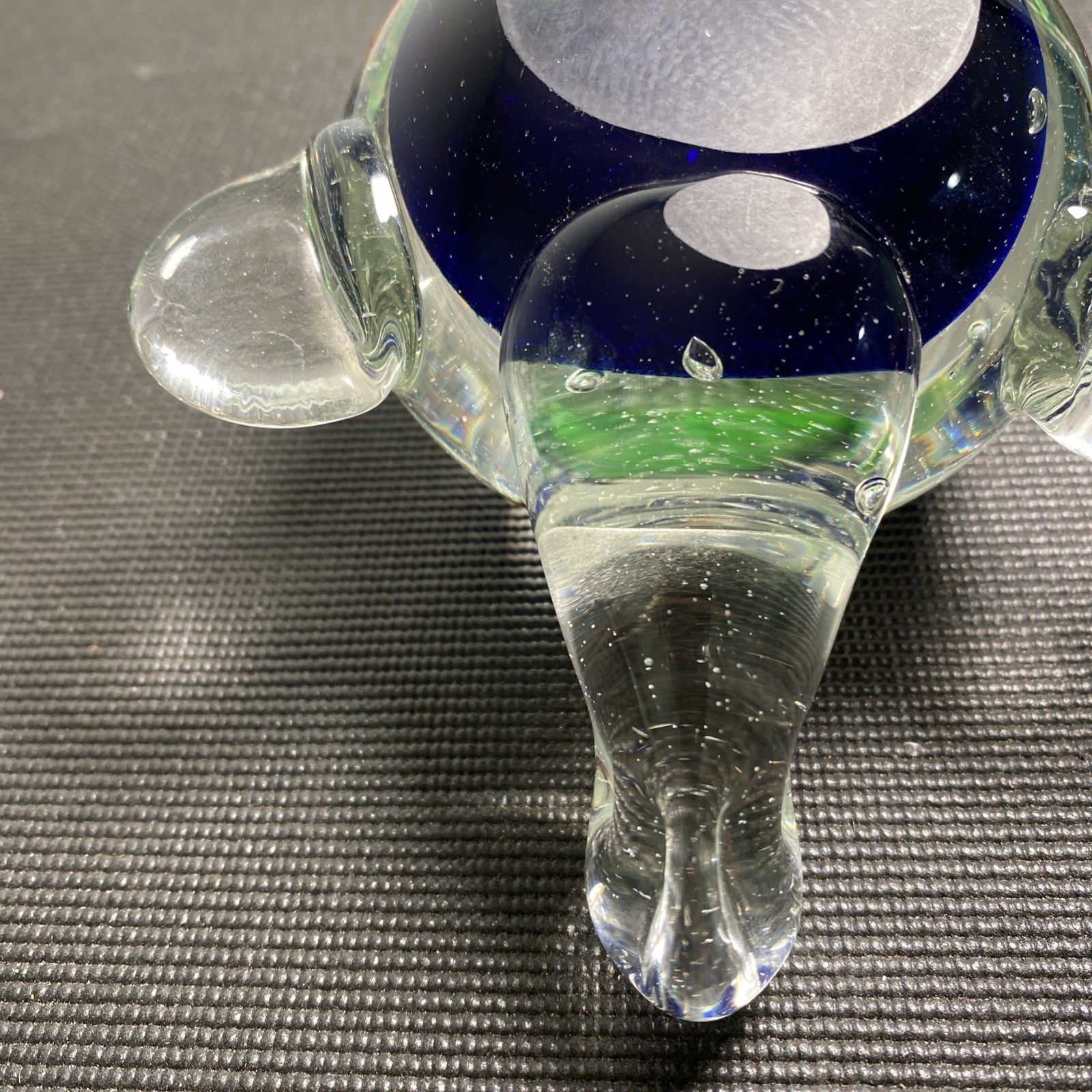 Vintage Art Glass Sea Turtle Paperweight Figurine Controlled Bubble Ocean Scene
