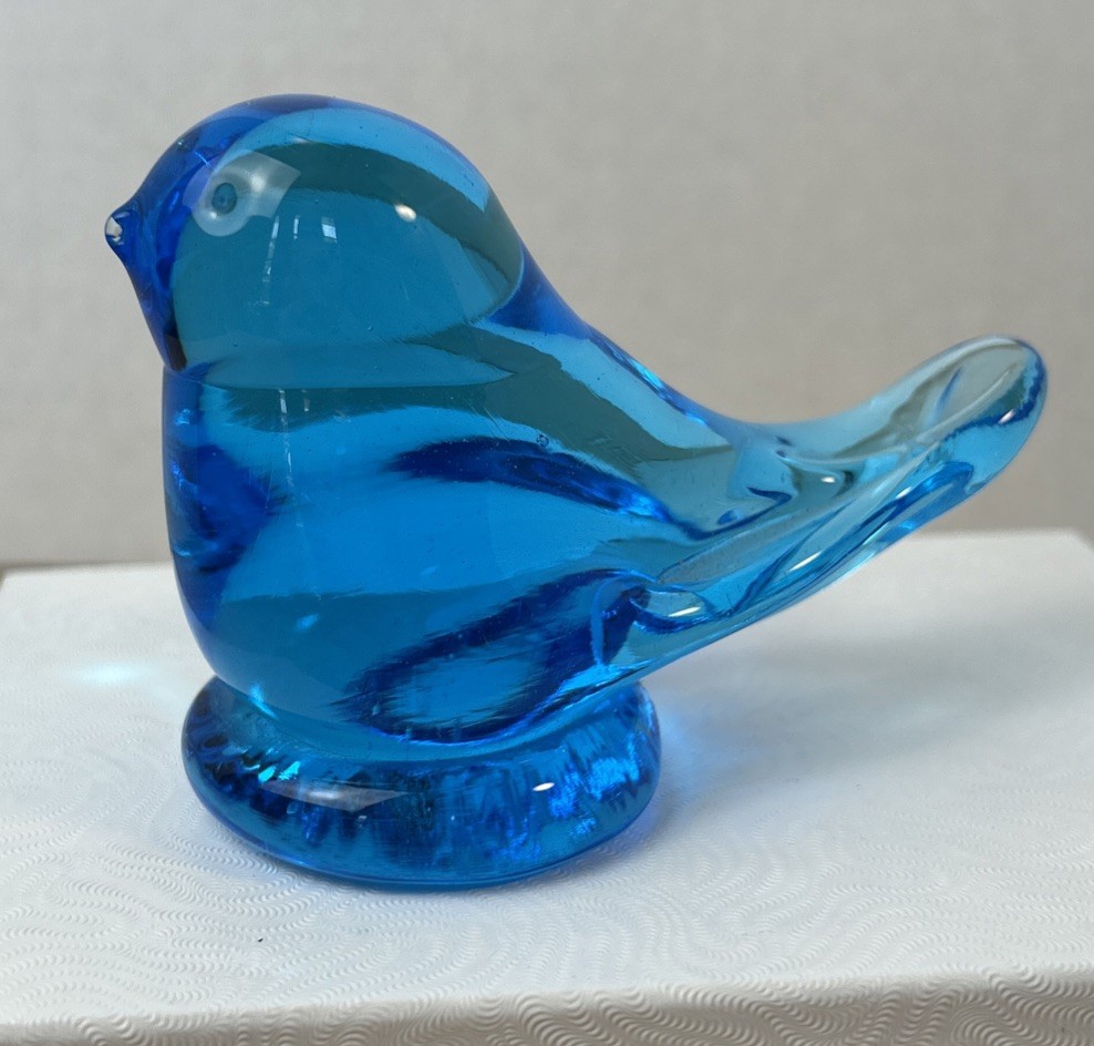 Lot 3 VTG Glass Figurines Blue Bird of Happiness Red Cardinal Leo Ward 4” 1”