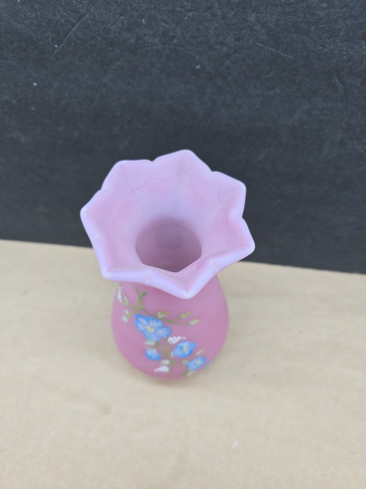 Rare Fenton “MORNING GLORIES ON ROSE QUARTZ VASE” HP by Marilyn Wagner