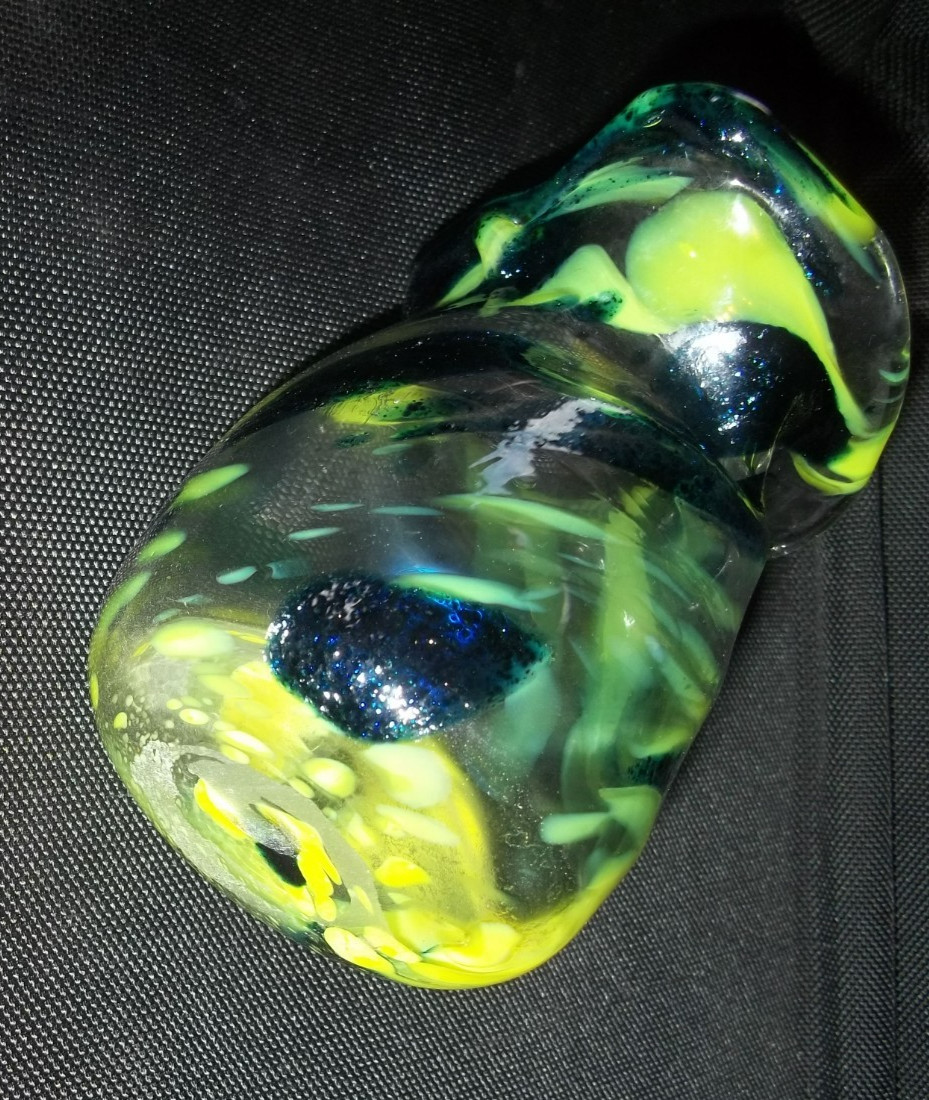Blenko variation style art glass vase vintage hand blown glass 4″ h.
