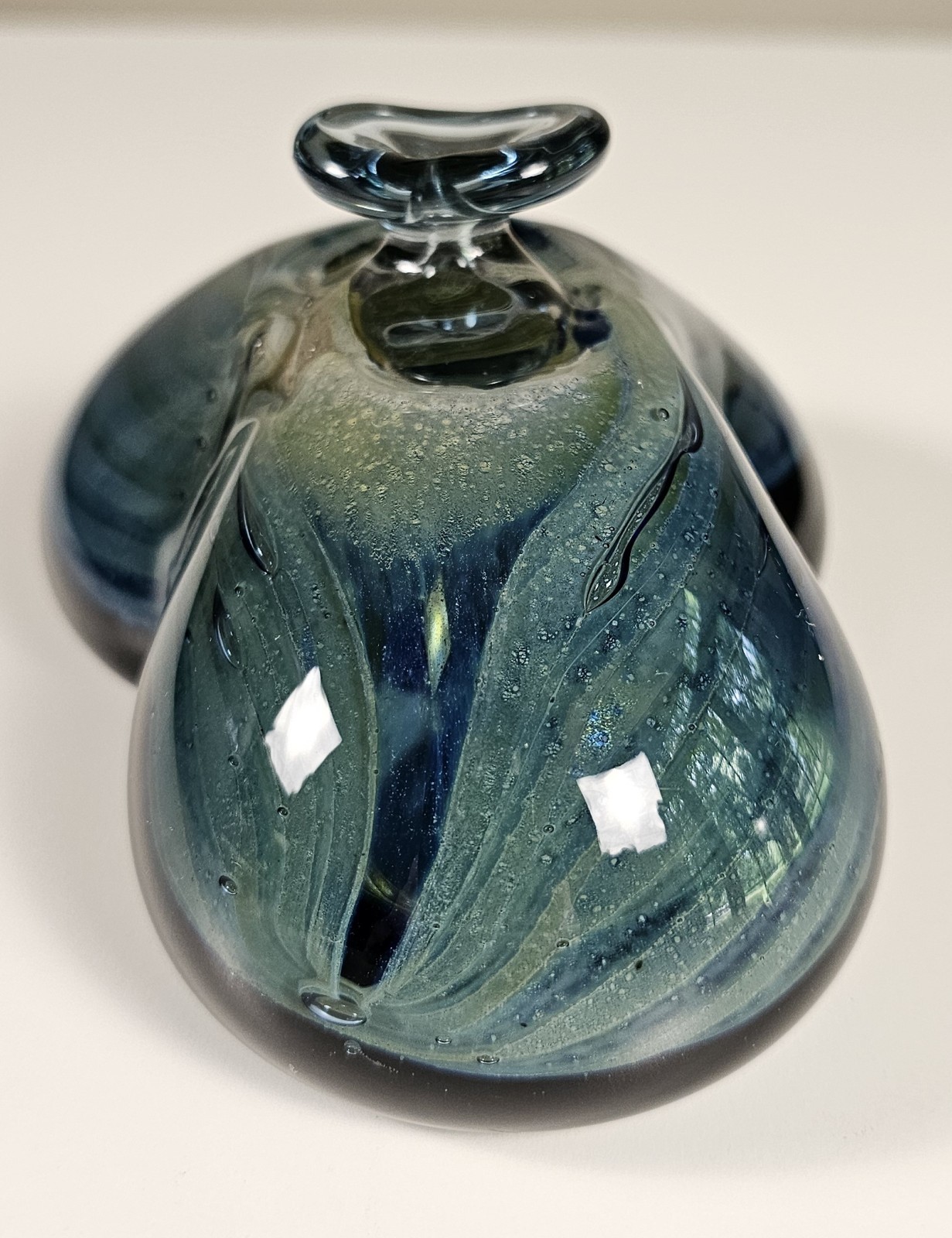 Vintage 1974 Michael Robinson Two Rivers Art Glass Vase Signed Indigenous Artist