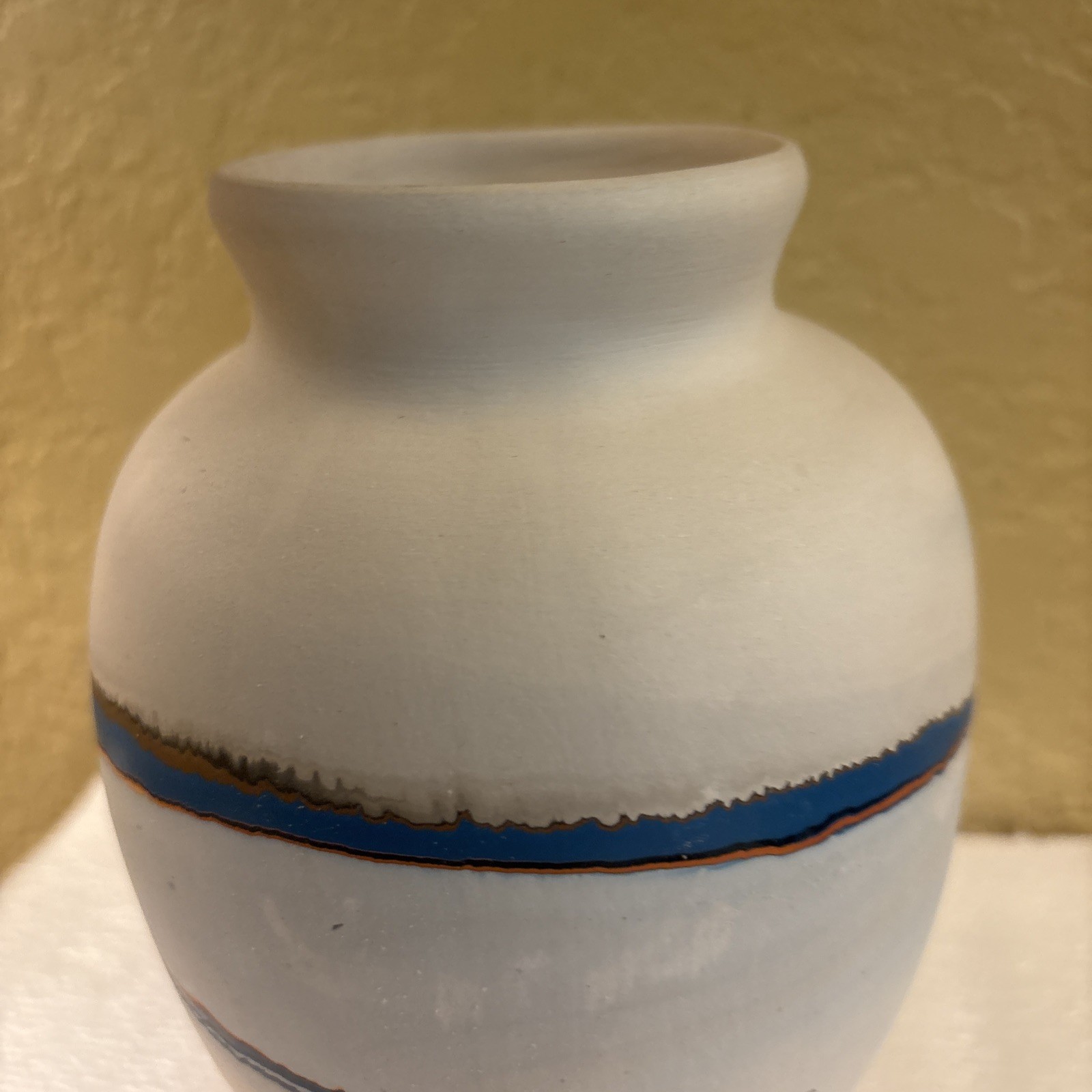 7.1/4” NEMADJI POTTERY VASE TURQUOISE Brown UNGLAZED Signed (g3