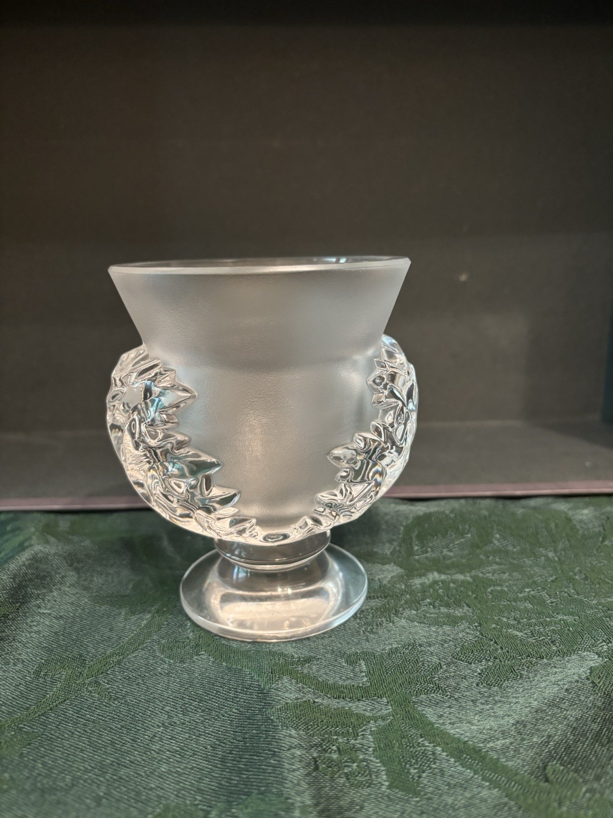 Signed Lalique France St Cloud With Acanthus Leaves Crystal Vase