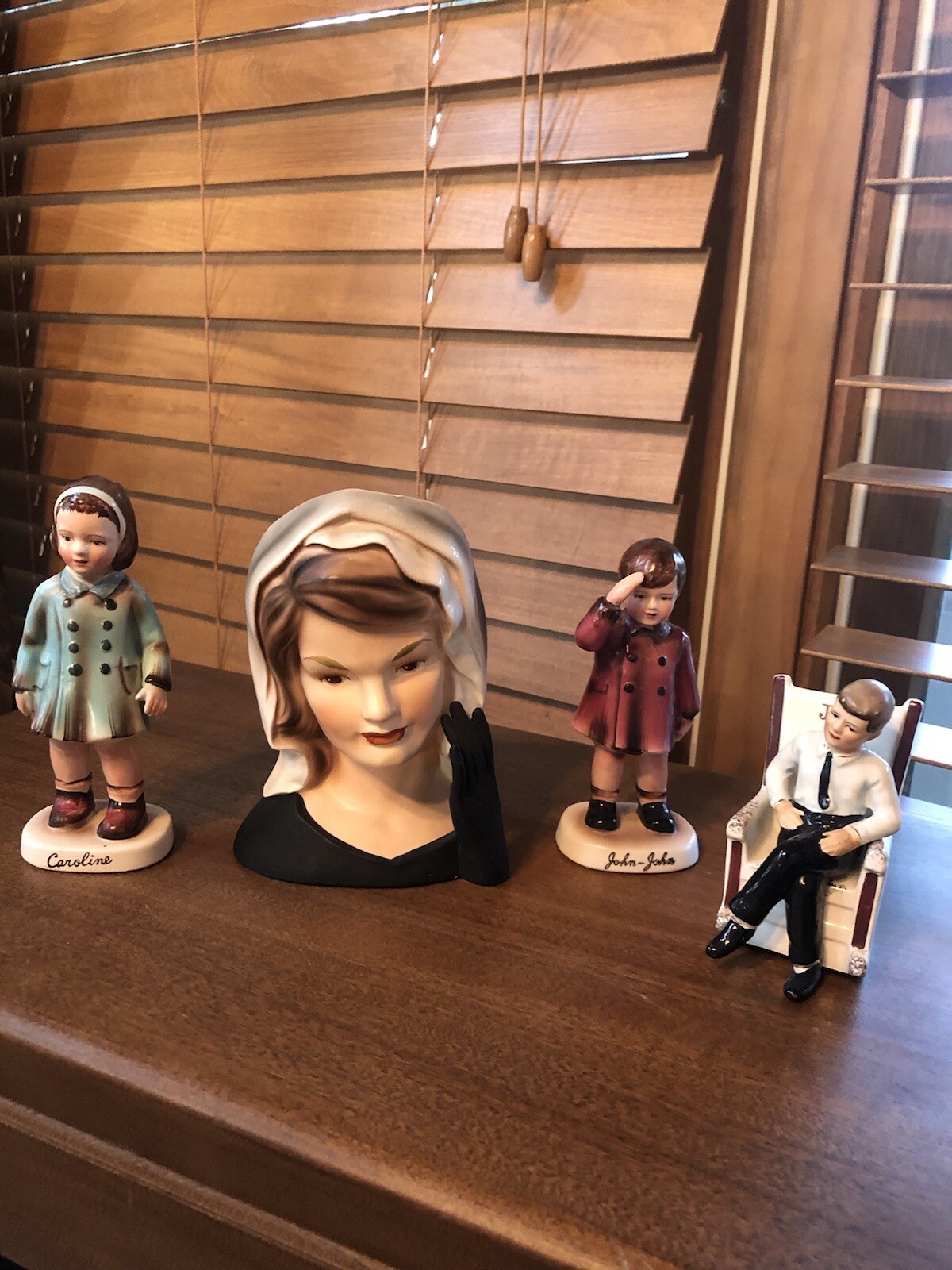 Head Vase Set Vintage RARE – KENNEDY FAMILY With Jackie Kennedy, Inarco E-1852
