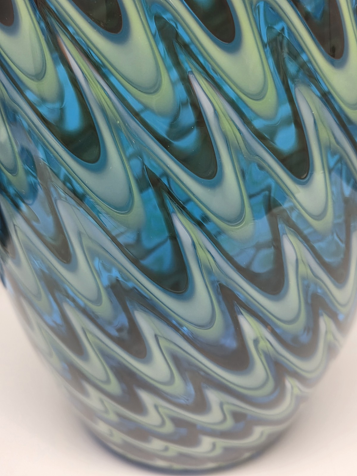 Design Guild Peacock Feather Art Glass Vase Large 11.5″ Thailand Amazing!