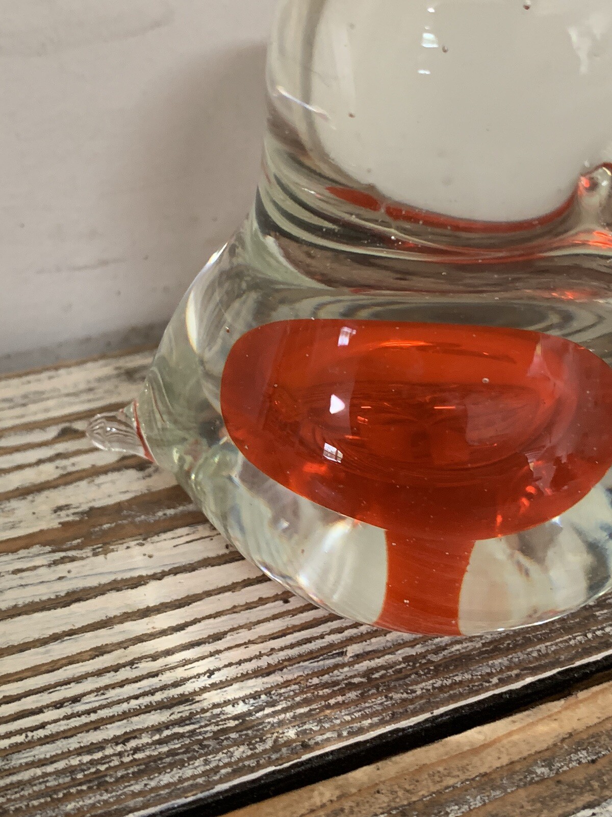 VTG 1966 Hong Horizons Japan Hand Blown Glass Bird W/Orange Bubble Paper Weight