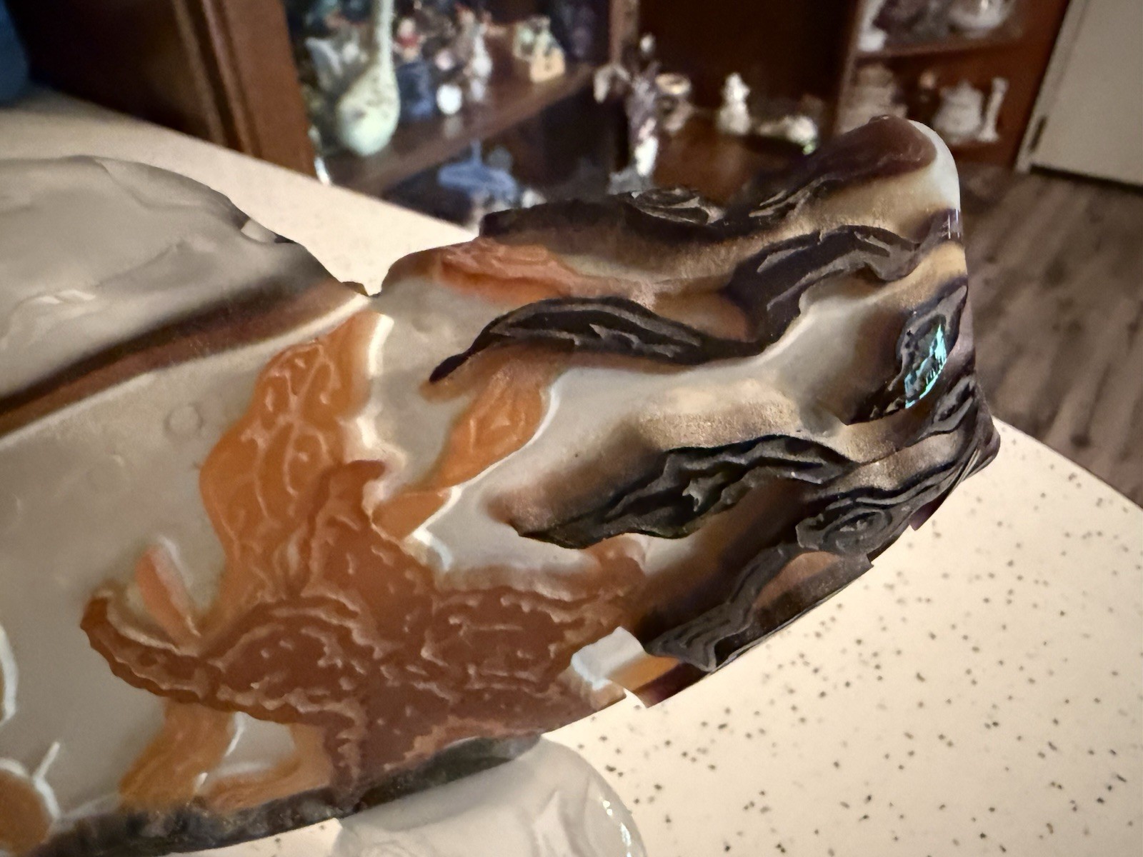 RARE KELSEY MURPHY/PILGRIM SAND CARVED CAMEO ART GLASS FISH VASE 17” X 7.5”