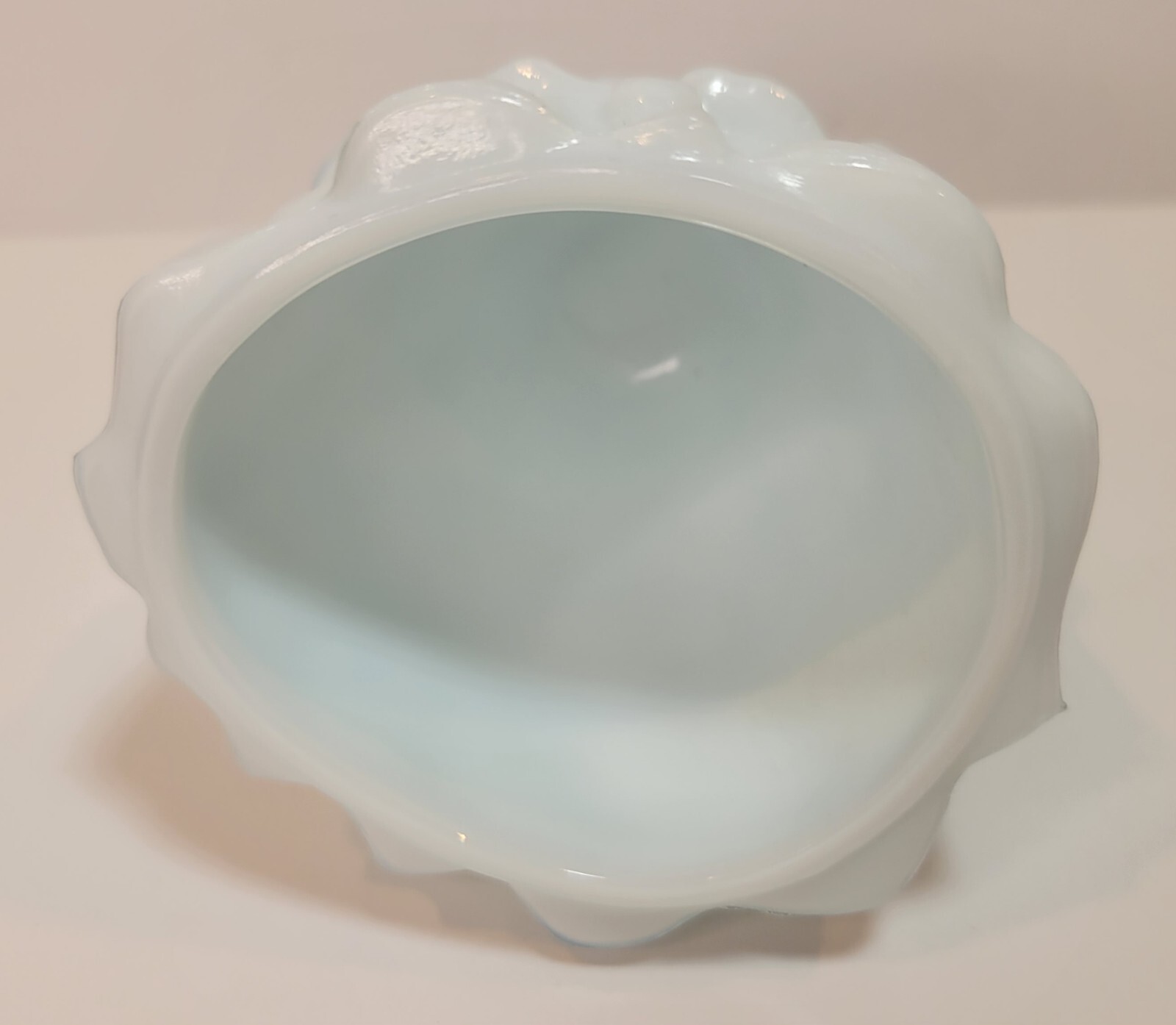 Boyd Vintage Crystal Art Glass Figurine Louise Doll Snow – White Glass 80’s