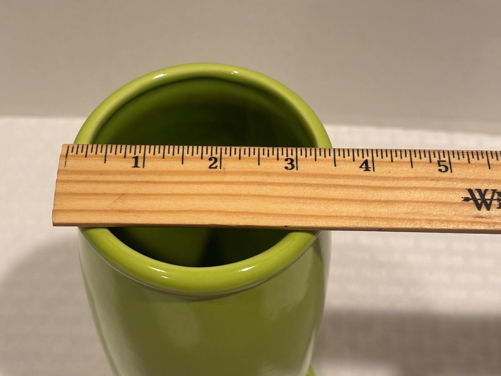Fiestaware Chartreuse Millennium III Flower Plant Vase HLC USA Vintage