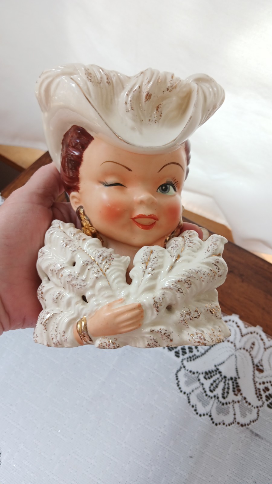 Vintage Norcrest E322 Winking Lady Head Vase Feathers Wrap 6.5″ Tall