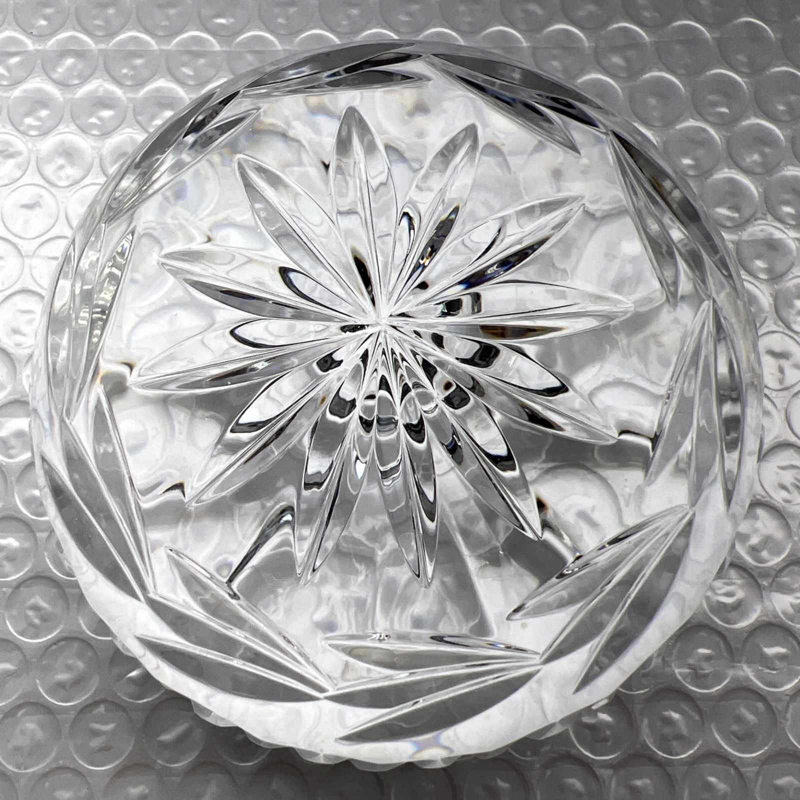 Galway Irish Crystal Art Glass Paperweight Over 24% Sparkling 3 1/2” Diameter