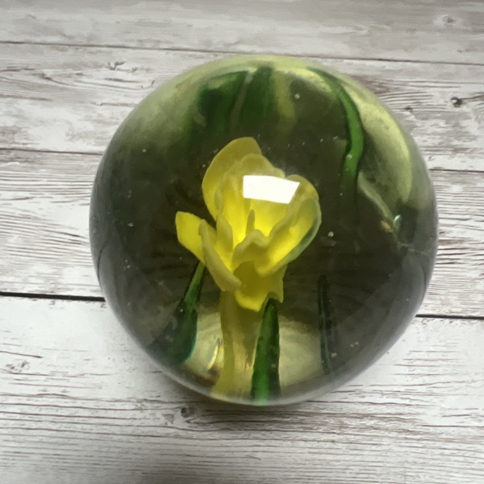 Vintage Art Glass Yellow Daffodil Flower Floral Paperweight
