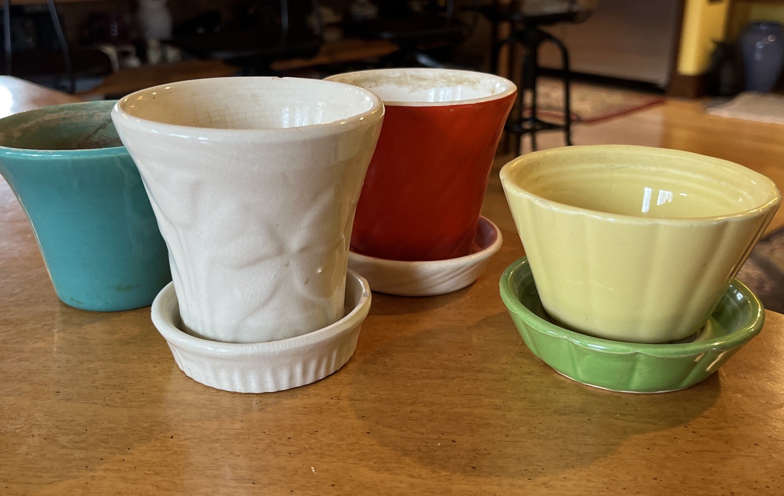 Lot Of 3 Shawnee Saucer Pottery Planter Flowerpots & 1 Aqua Bauer Flowerpot USA