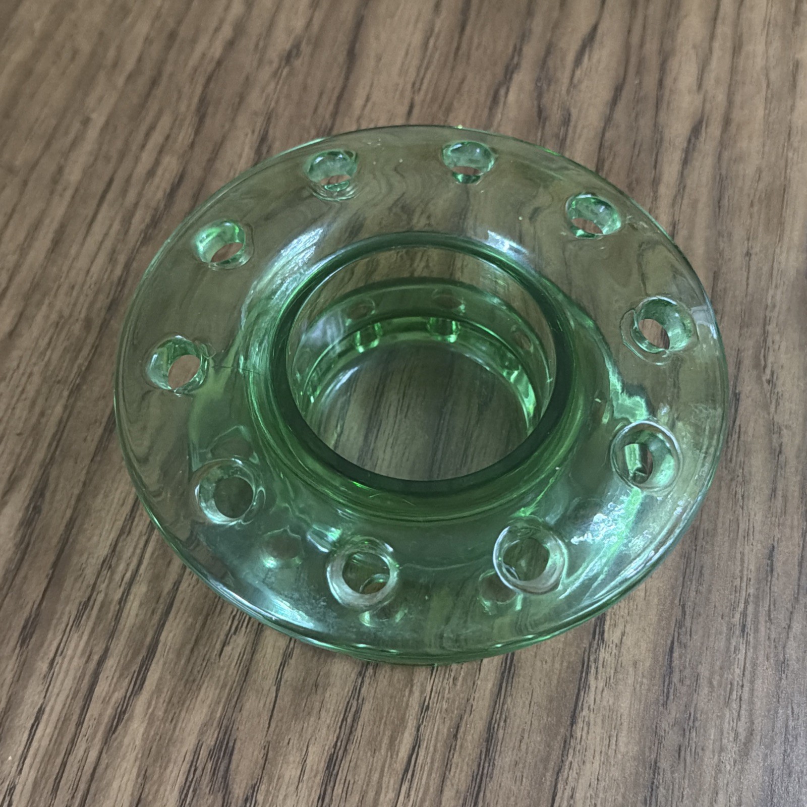 Vintage Uranium Glass Green Flower Frog 5.5” Has A Few Fine Cracks See Photos