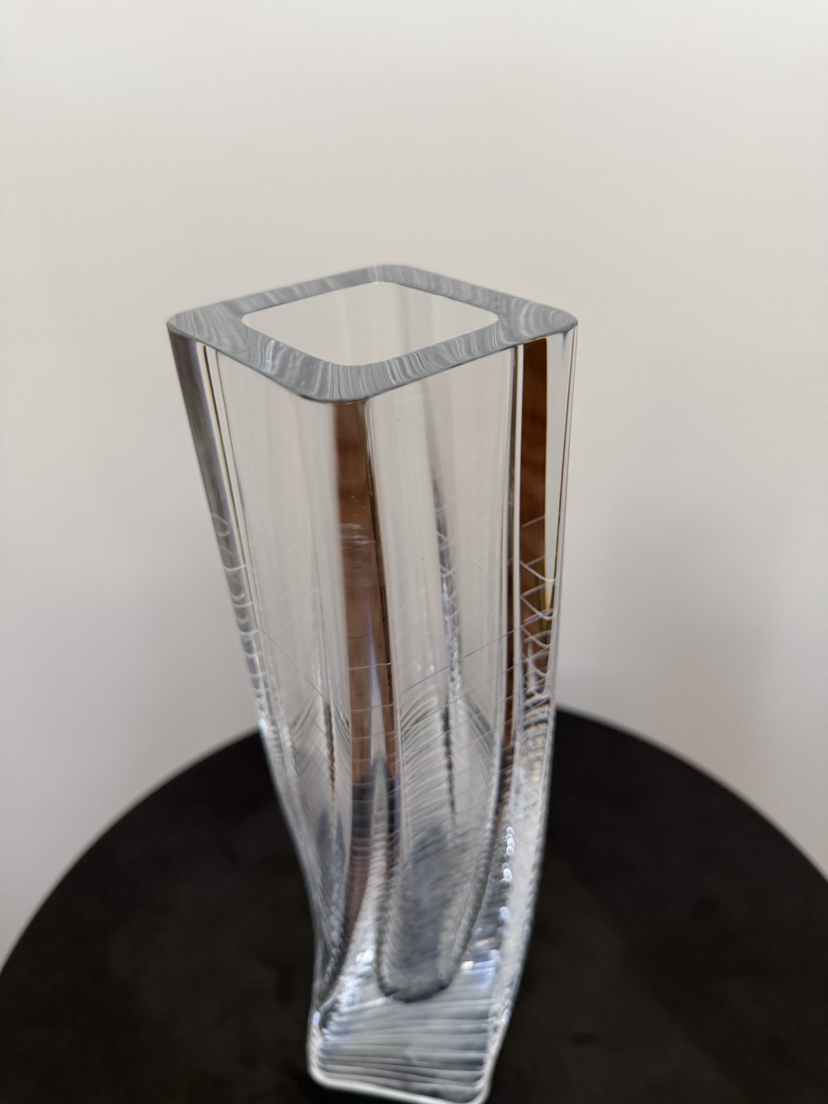 Fu Sosso for Hoya Signed Japanese Crystal Vase Twisted Square Ribbed 11.5″
